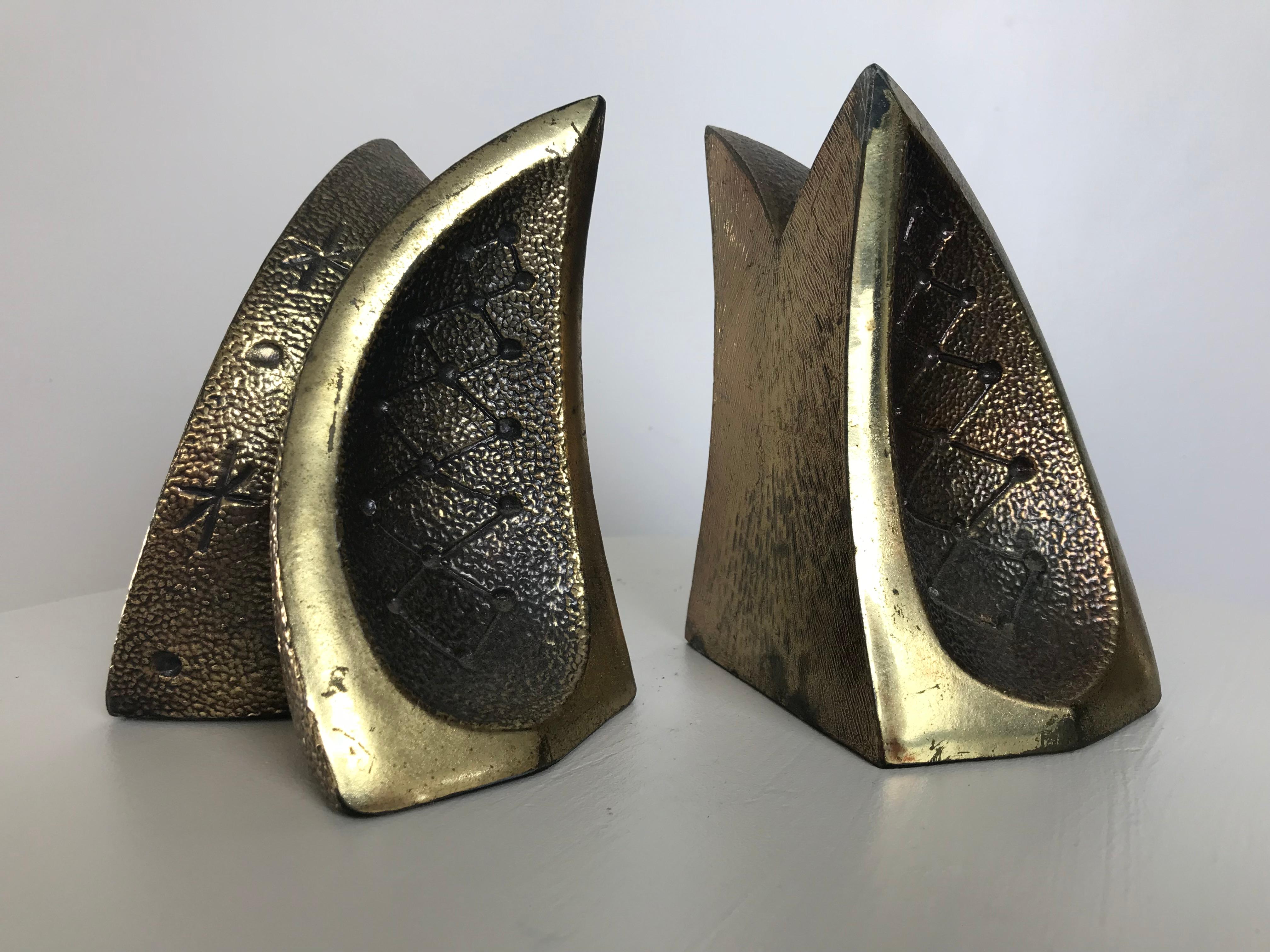 Mid Century Modern Bookends with Etched Modernist Designs After Ben Seibel 6