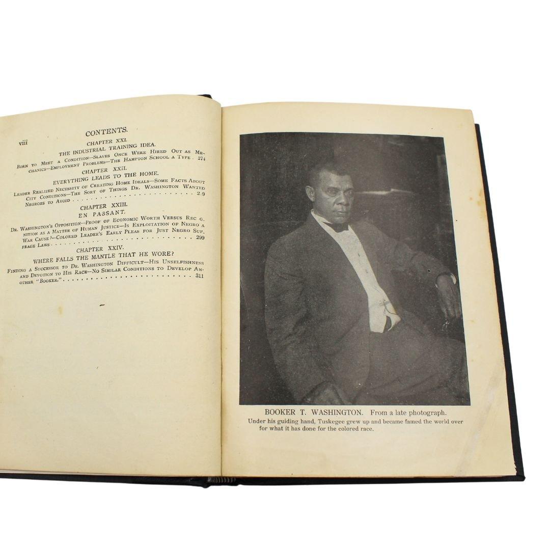 Livreur T. Washington par Frederick E. Drinker, édition commémorative, 1915 en vente 1