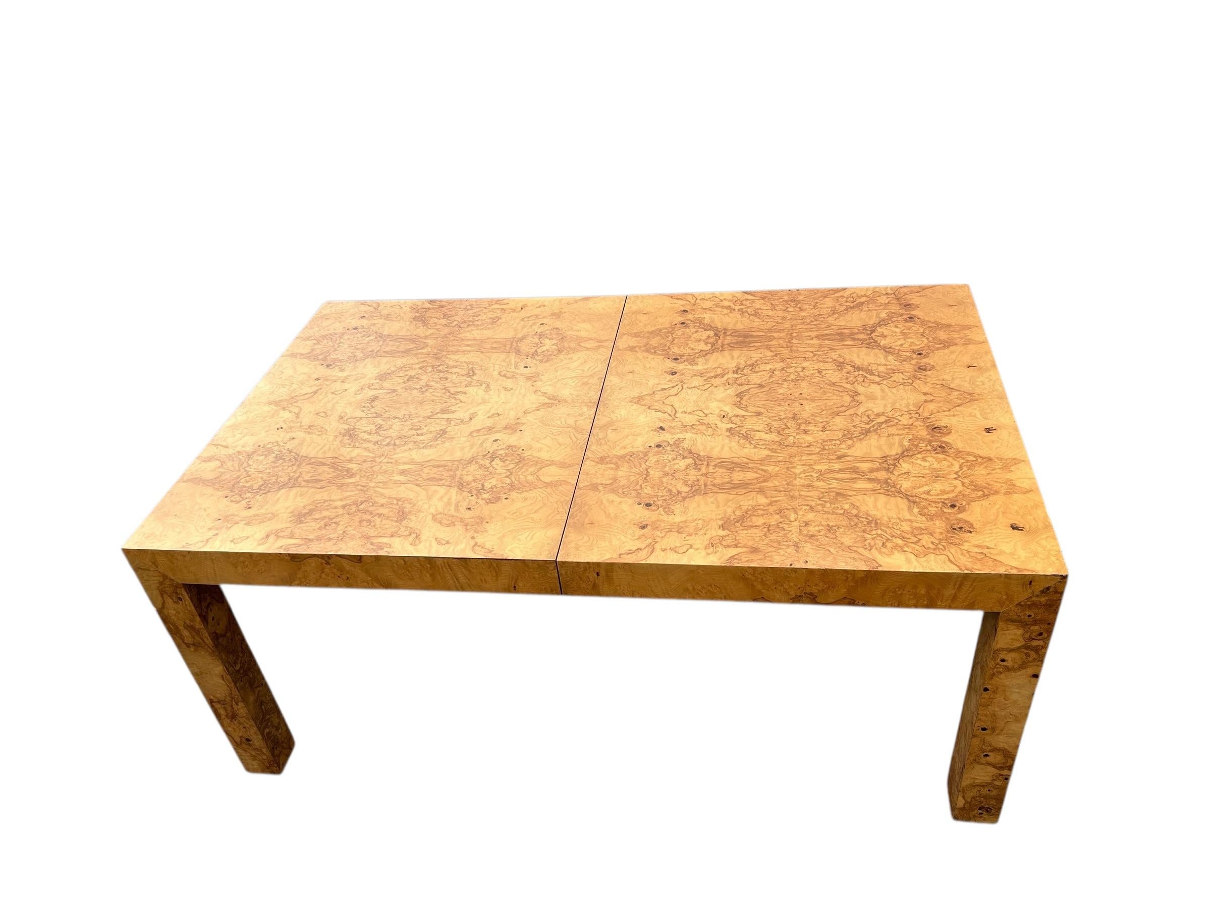 Table de salle à manger en bois de bouleau assortie par Milo Baughman Bon état - En vente à Chapel Hill, NC