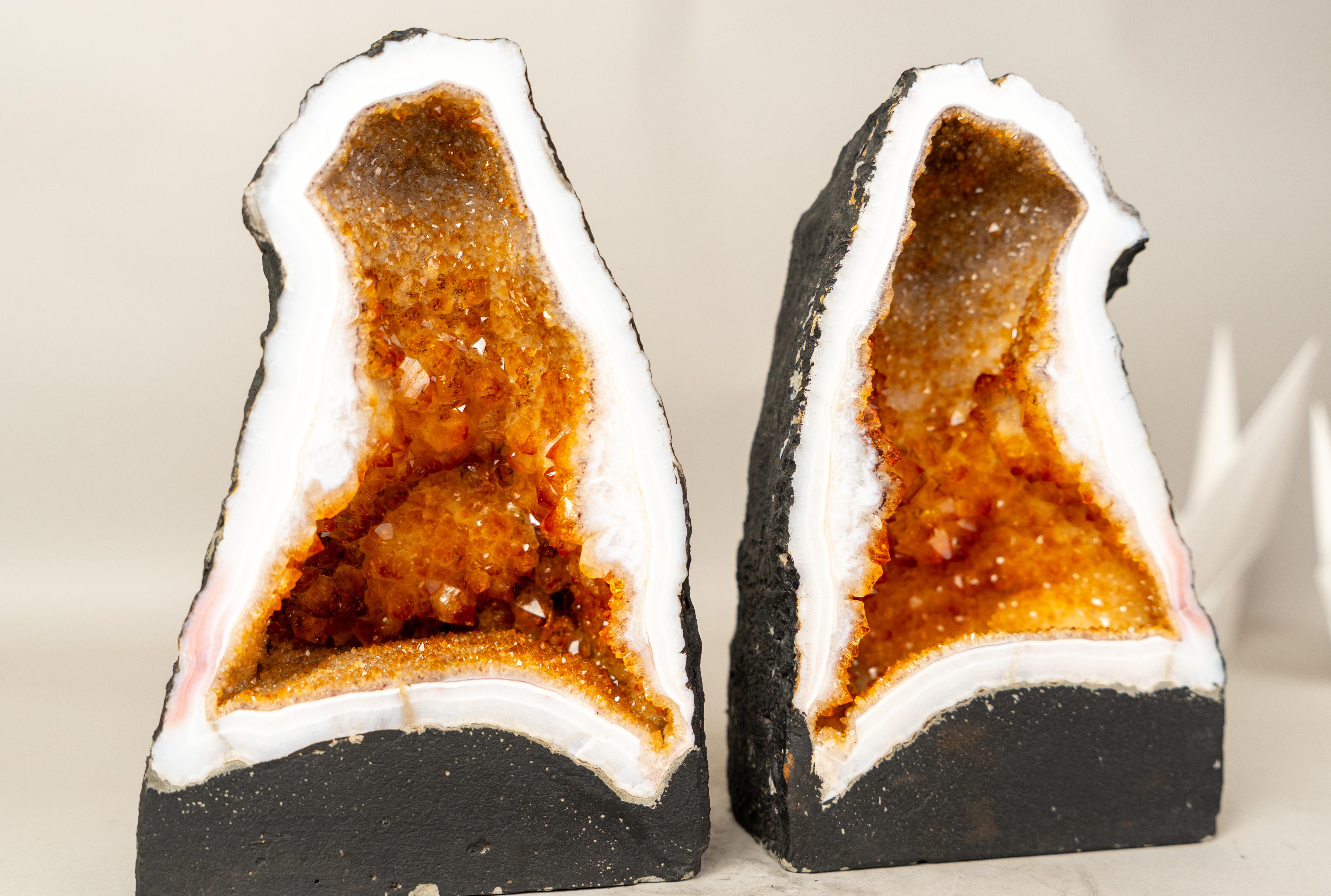 Bookmatched Pair of Citrine Geode Cathedrals en vente 4