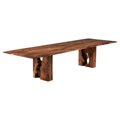 Table de salle à manger écossaise en loupe d'orme, pieds à bord vif par Jonathan Field