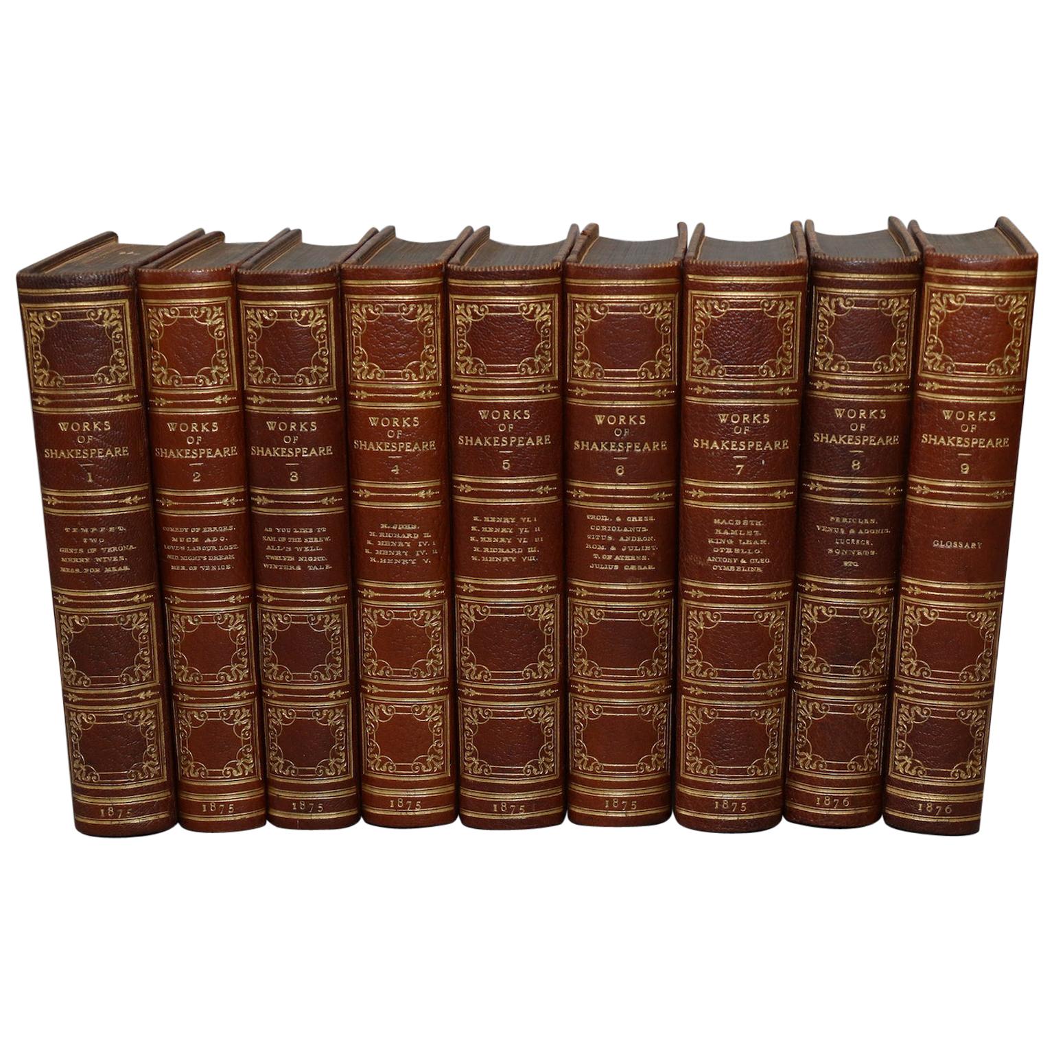 Books, The Works of William Shakespeare, Text revised by the Rev. Alexander Dyce