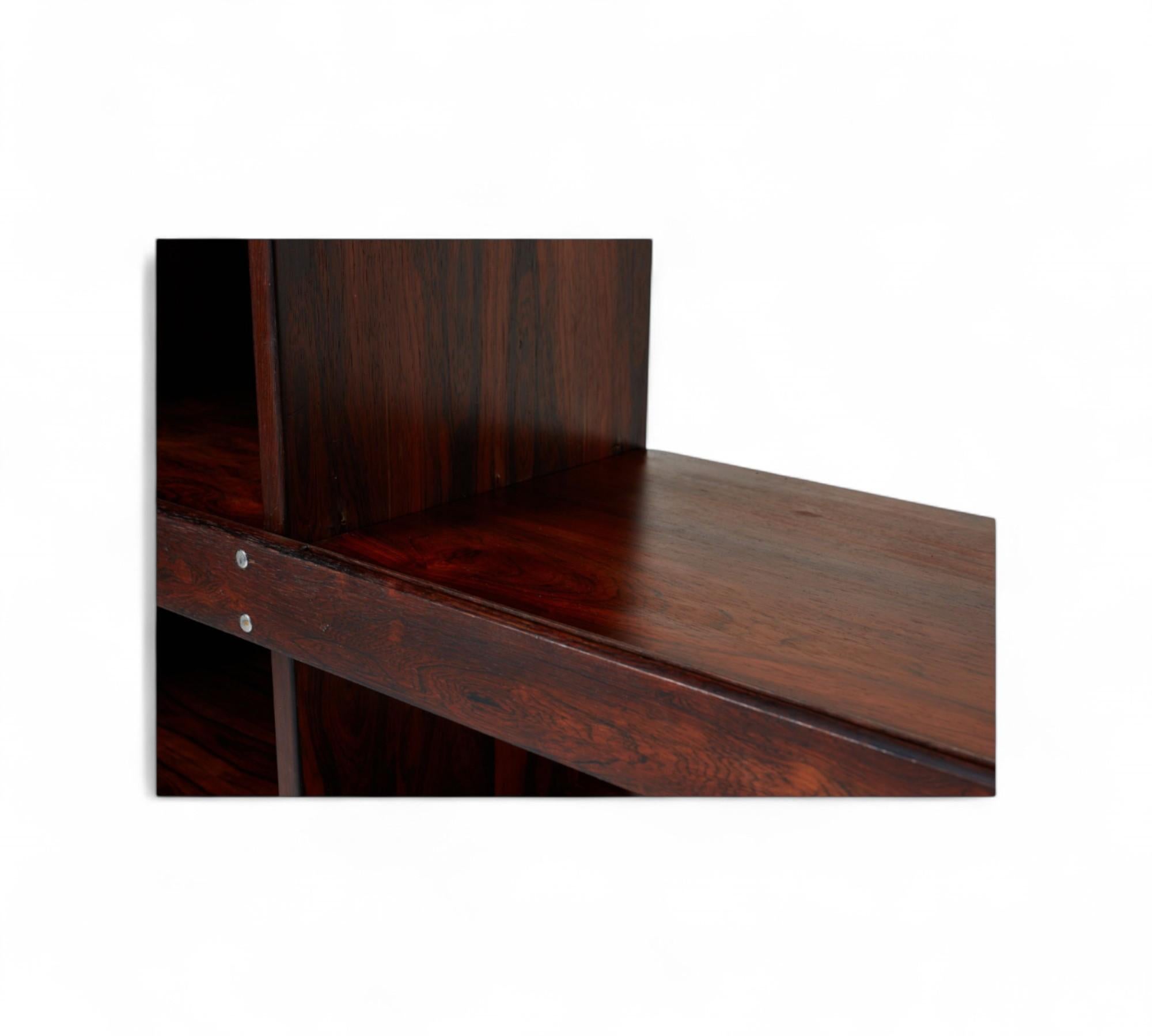 Bookshelf “Adolpho” in Hardwood by Sergio Rodrigues, c. 1968s For Sale 7