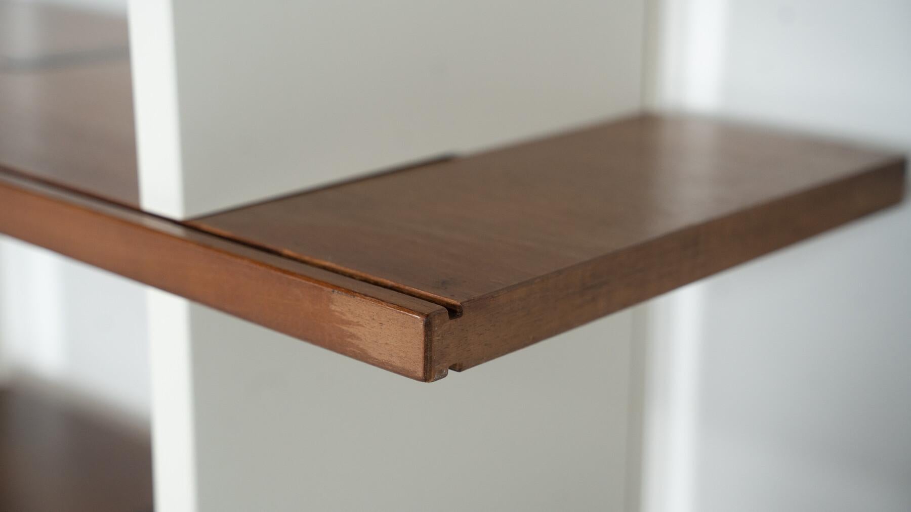 Metà XX secolo Libreria modello 'Domino' di Eugenio Gerli per Tecno Milano, 1966 in vendita