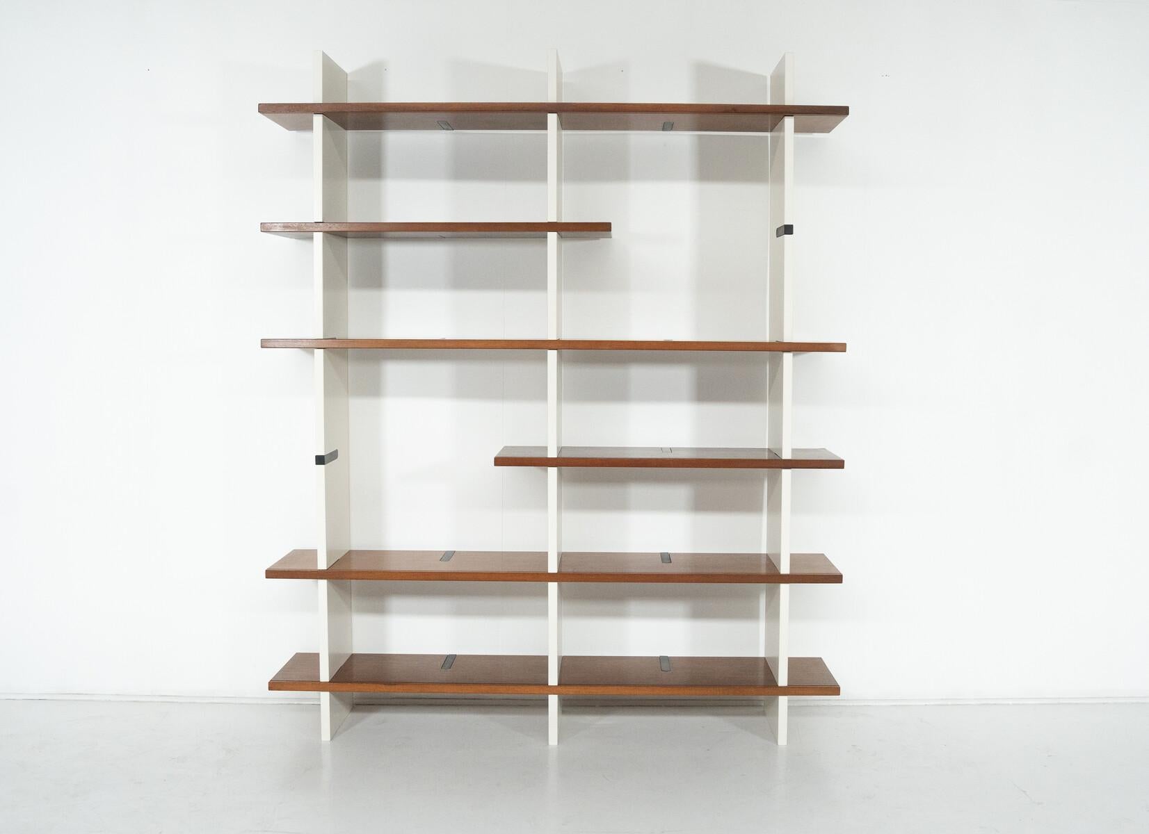 Legno Libreria modello 'Domino' di Eugenio Gerli per Tecno Milano, 1966 in vendita