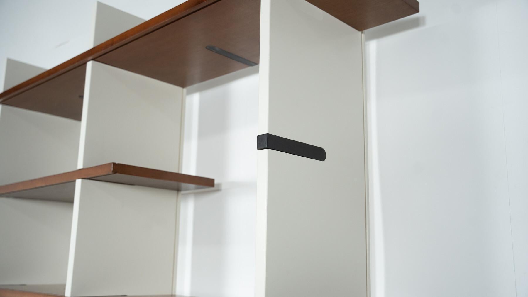 Libreria modello 'Domino' di Eugenio Gerli per Tecno Milano, 1966 in vendita 1