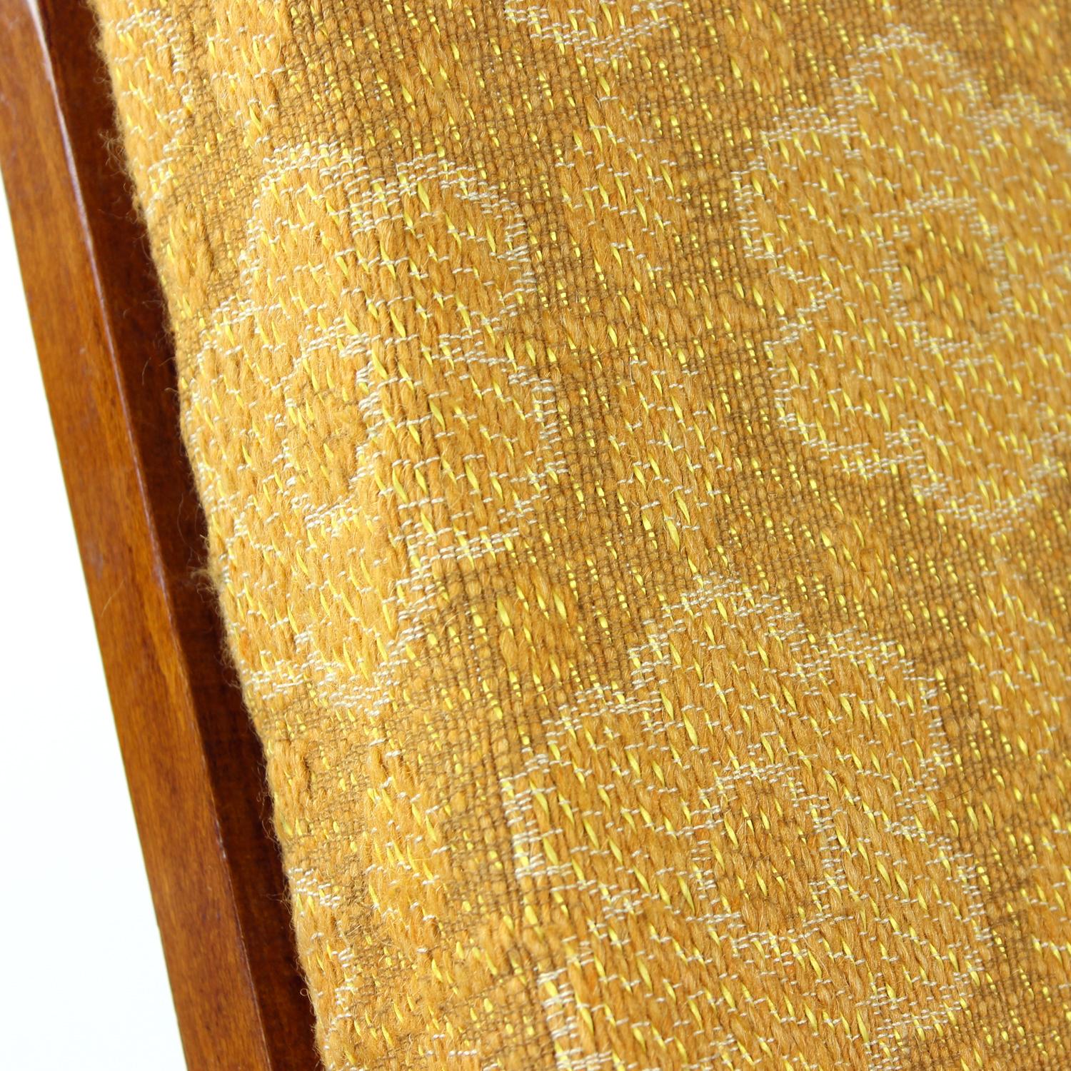 Boomerang Armchair By Ton, Czechoslovakia 1960s For Sale 4