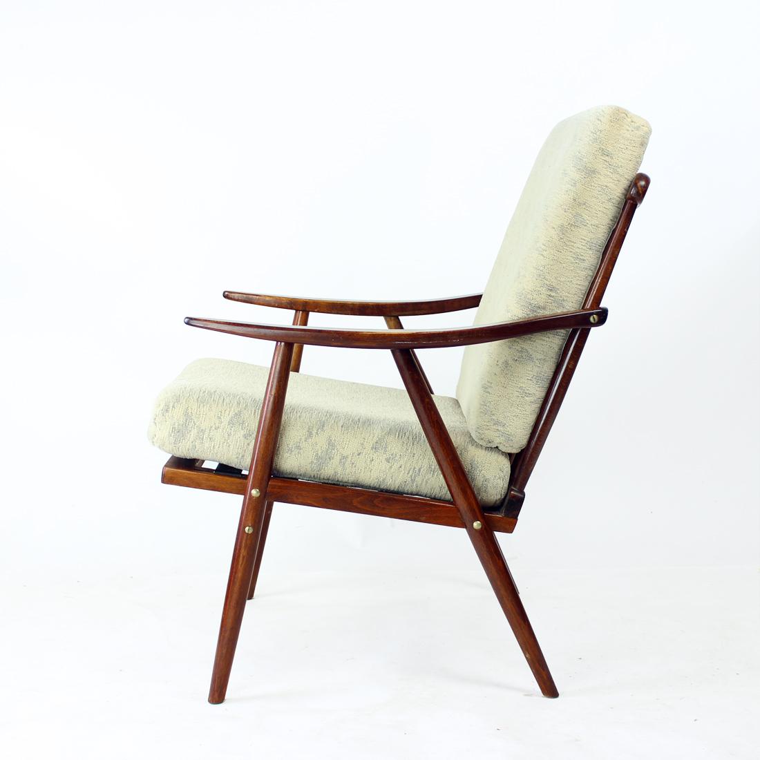 Boomerang Armchair By Ton, Czechoslovakia 1960s In Good Condition For Sale In Zohor, SK