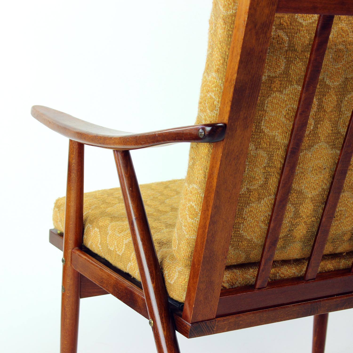Boomerang Armchair By Ton, Czechoslovakia 1960s For Sale 1