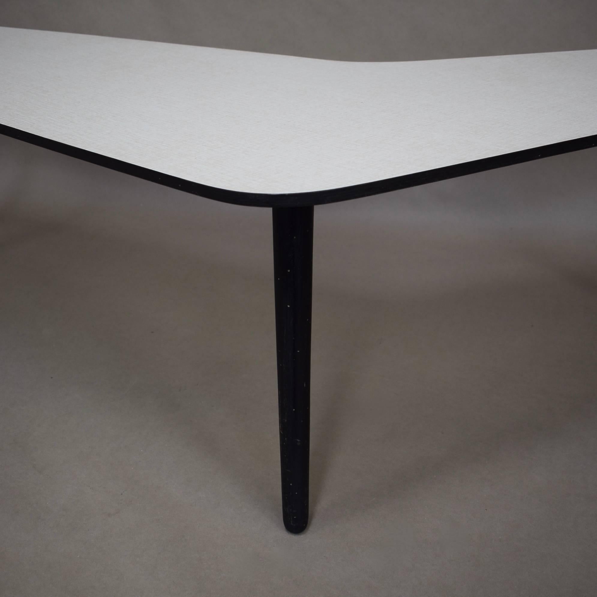 Boomerang Coffee Table by Bovenkamp, circa 1950 4