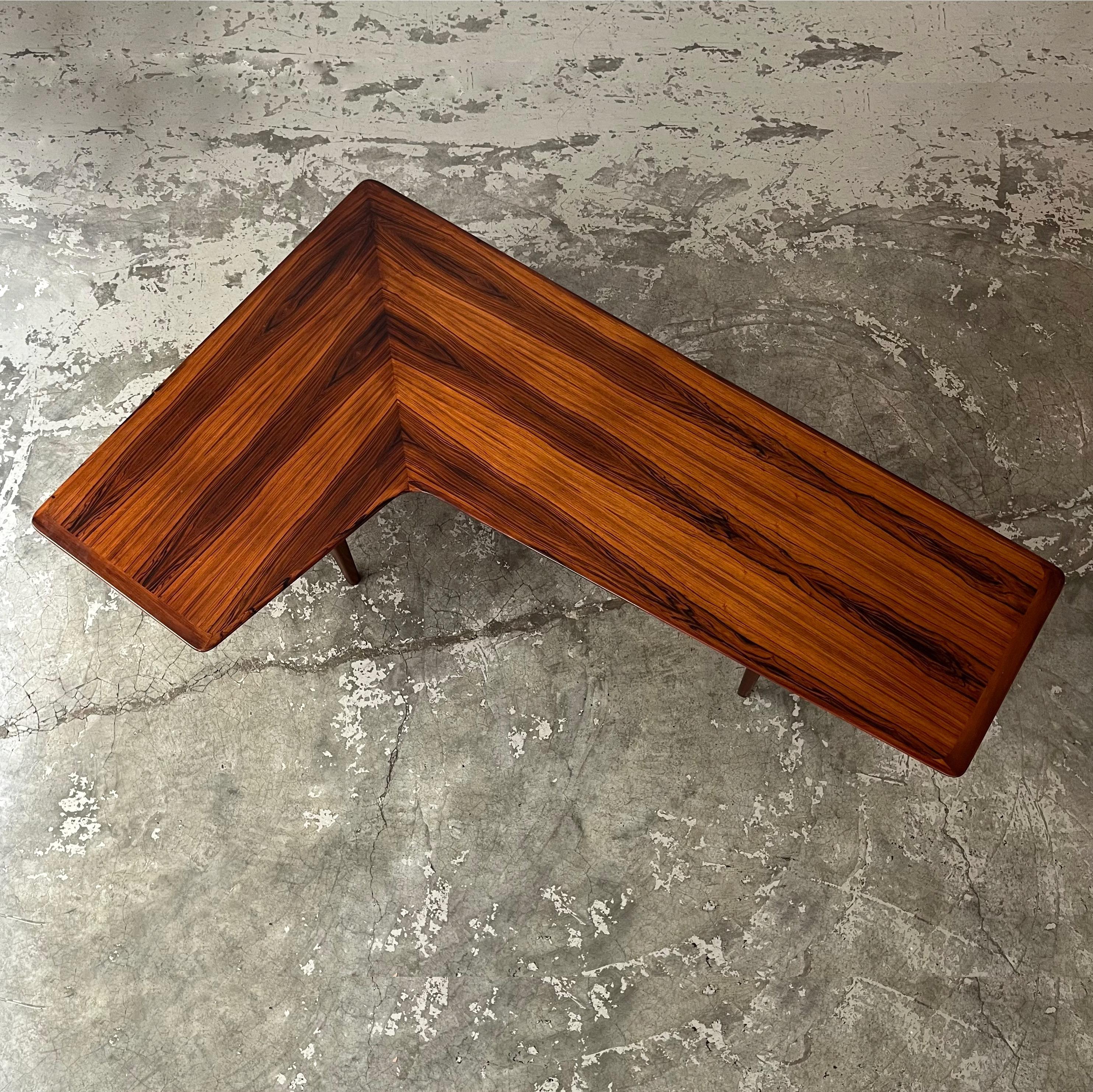 Scandinavian Modern Boomerang coffee table in rosewood 1960s