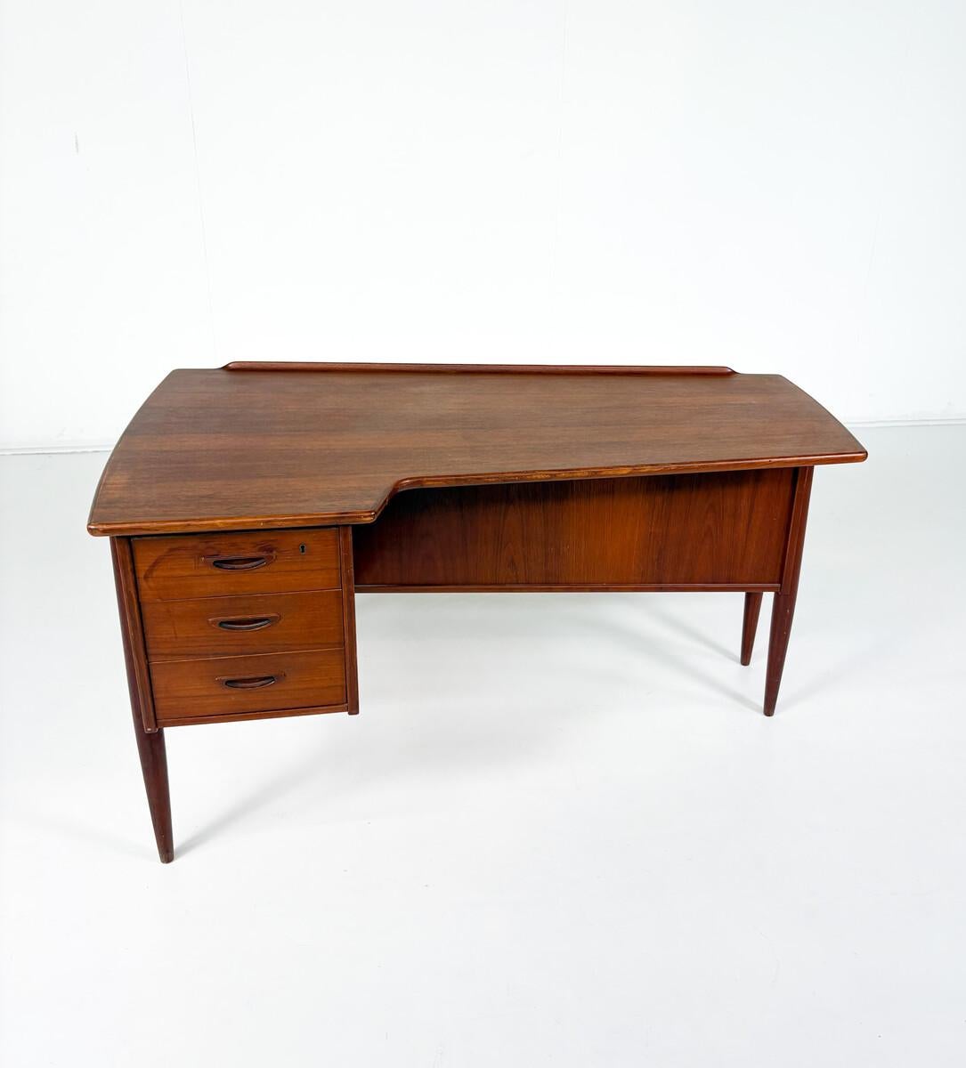Bureau Boomerang A10 par Göran Strand pour Lelangs Möbelfabrik, 1960s en vente 6