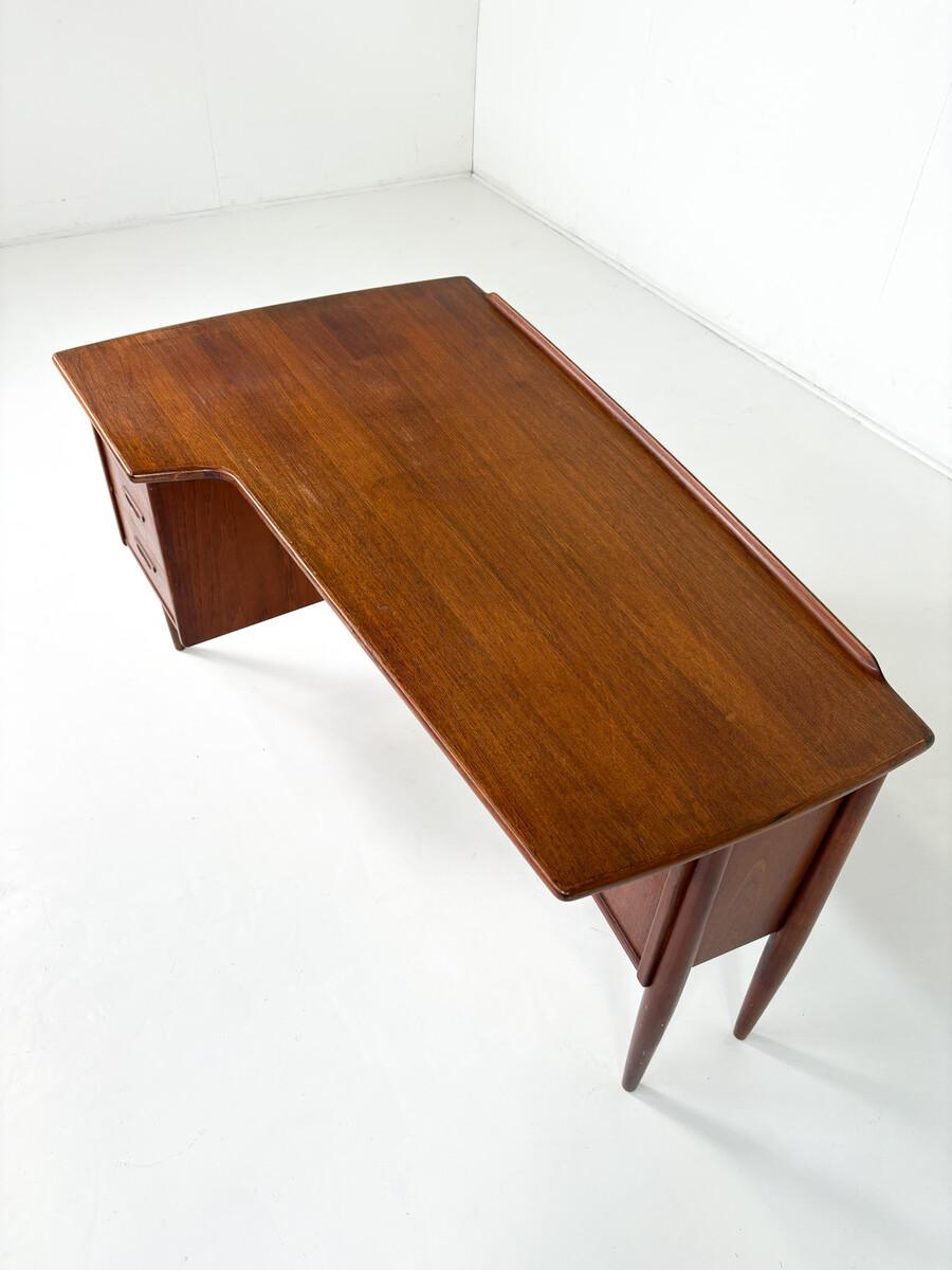 Bureau Boomerang A10 par Göran Strand pour Lelangs Möbelfabrik, 1960s Bon état - En vente à Brussels, BE