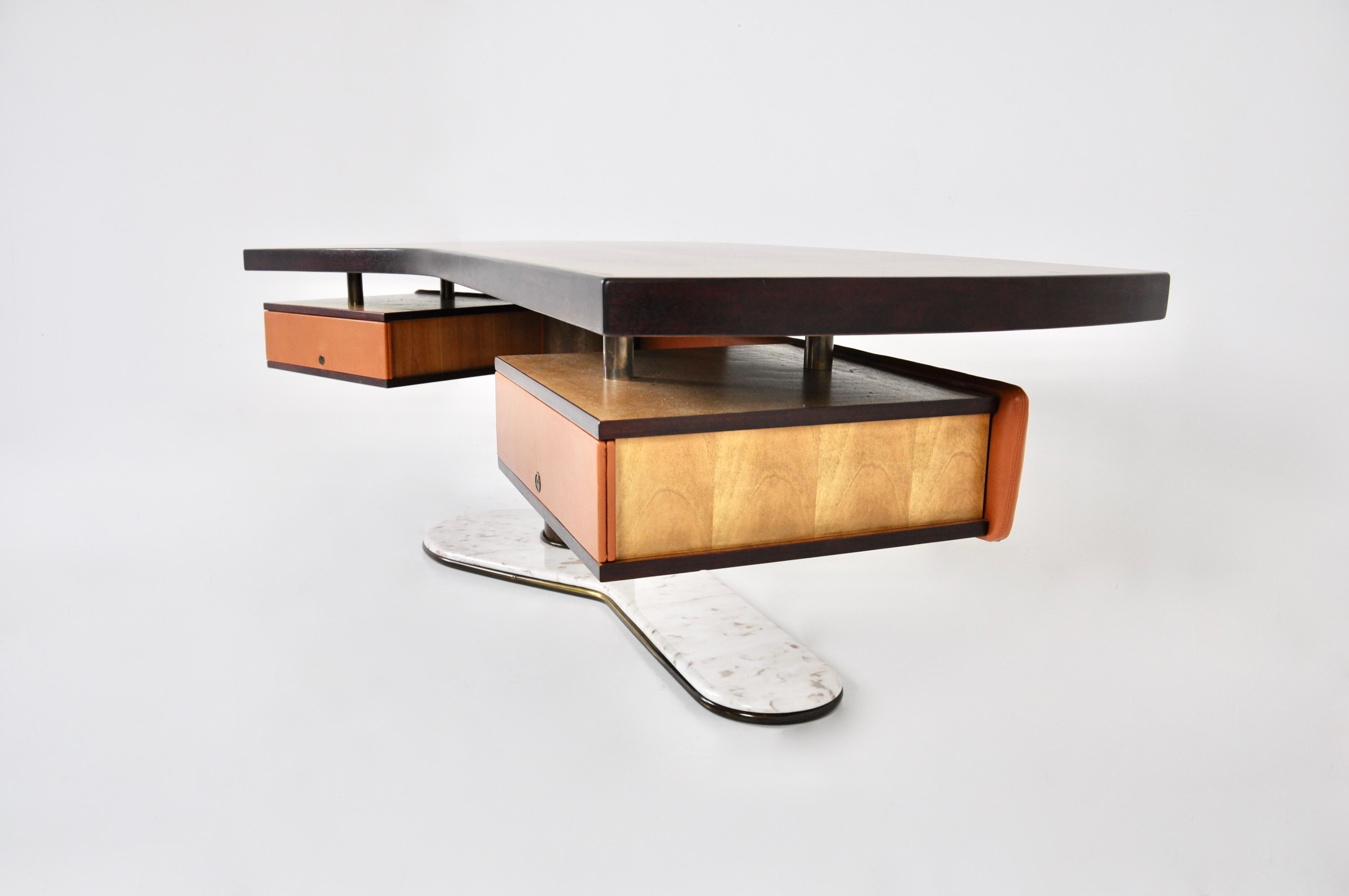 Boomerang desk by Renzo Schirolli, 1960s In Good Condition In Lasne, BE