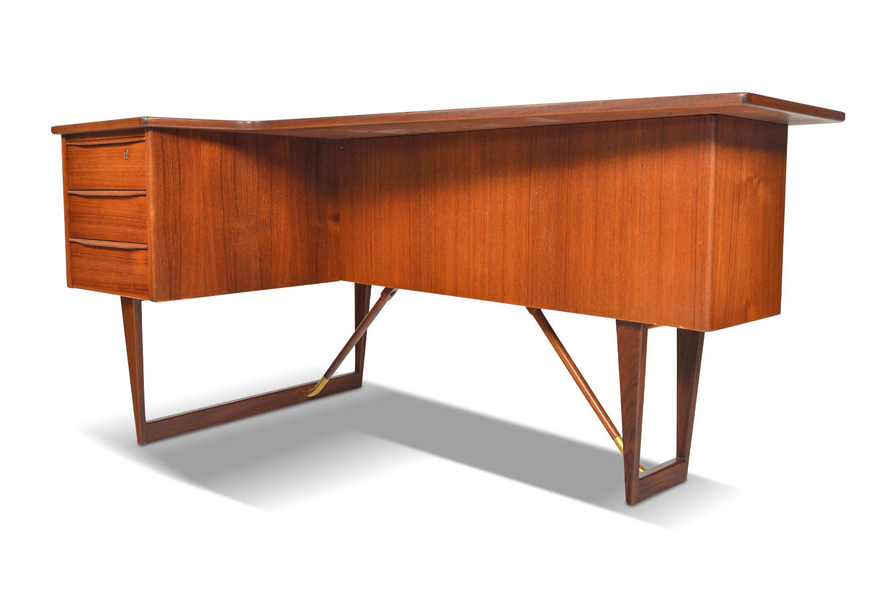 Mid-Century Modern Boomerang Desk in Teak by Peter Lovig Desk