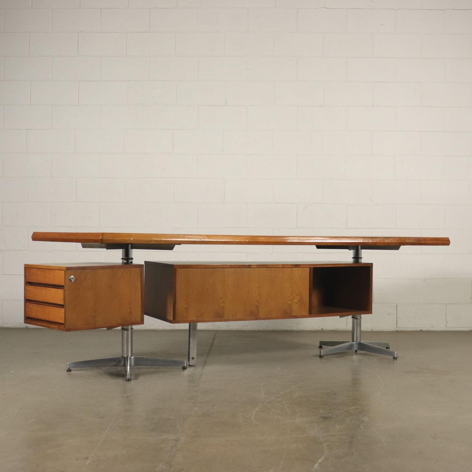 Mid-20th Century Boomerang Desk Walnut Veneer Vintage, Italy, 1960s-1970s