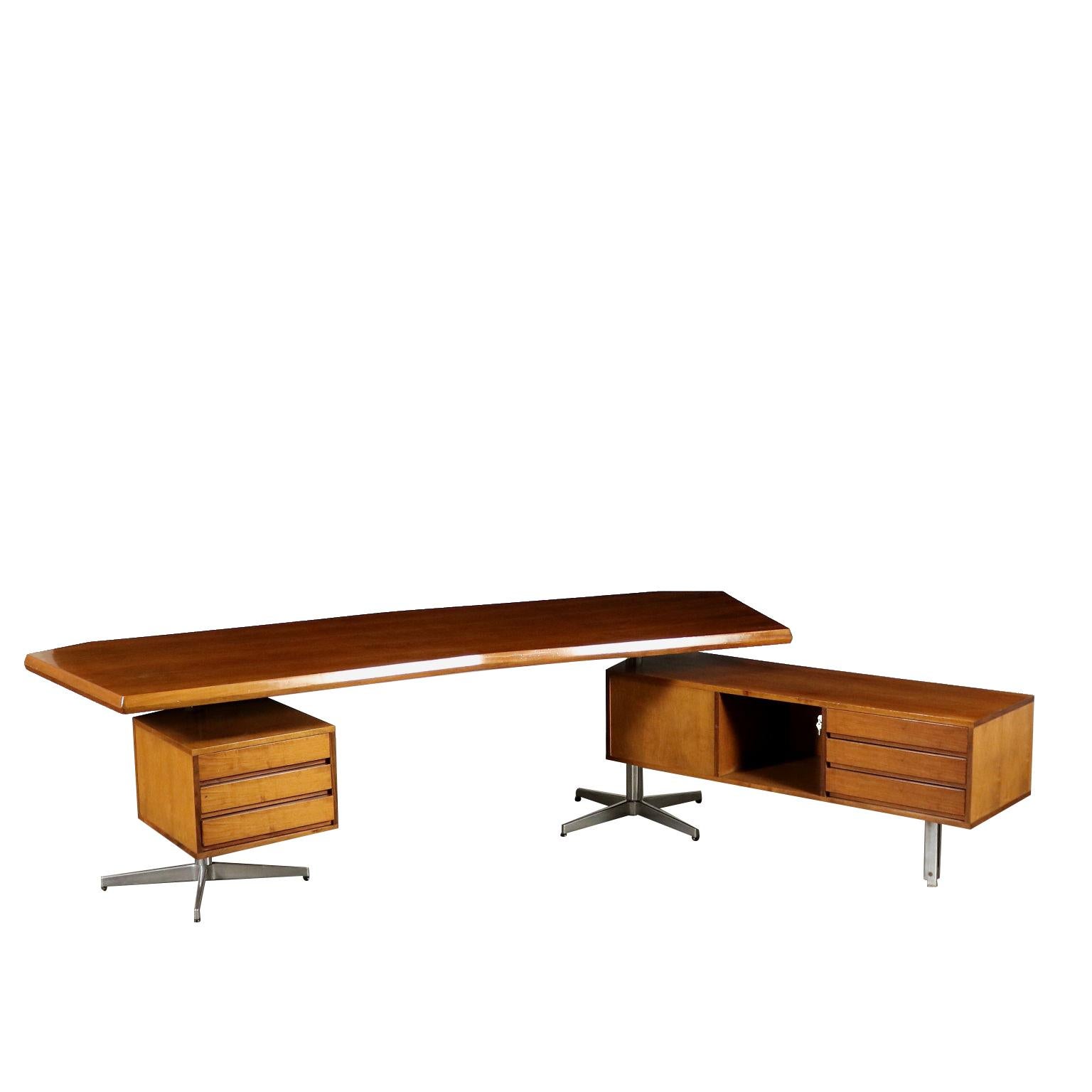 Boomerang Desk Walnut Veneer Vintage, Italy, 1960s-1970s