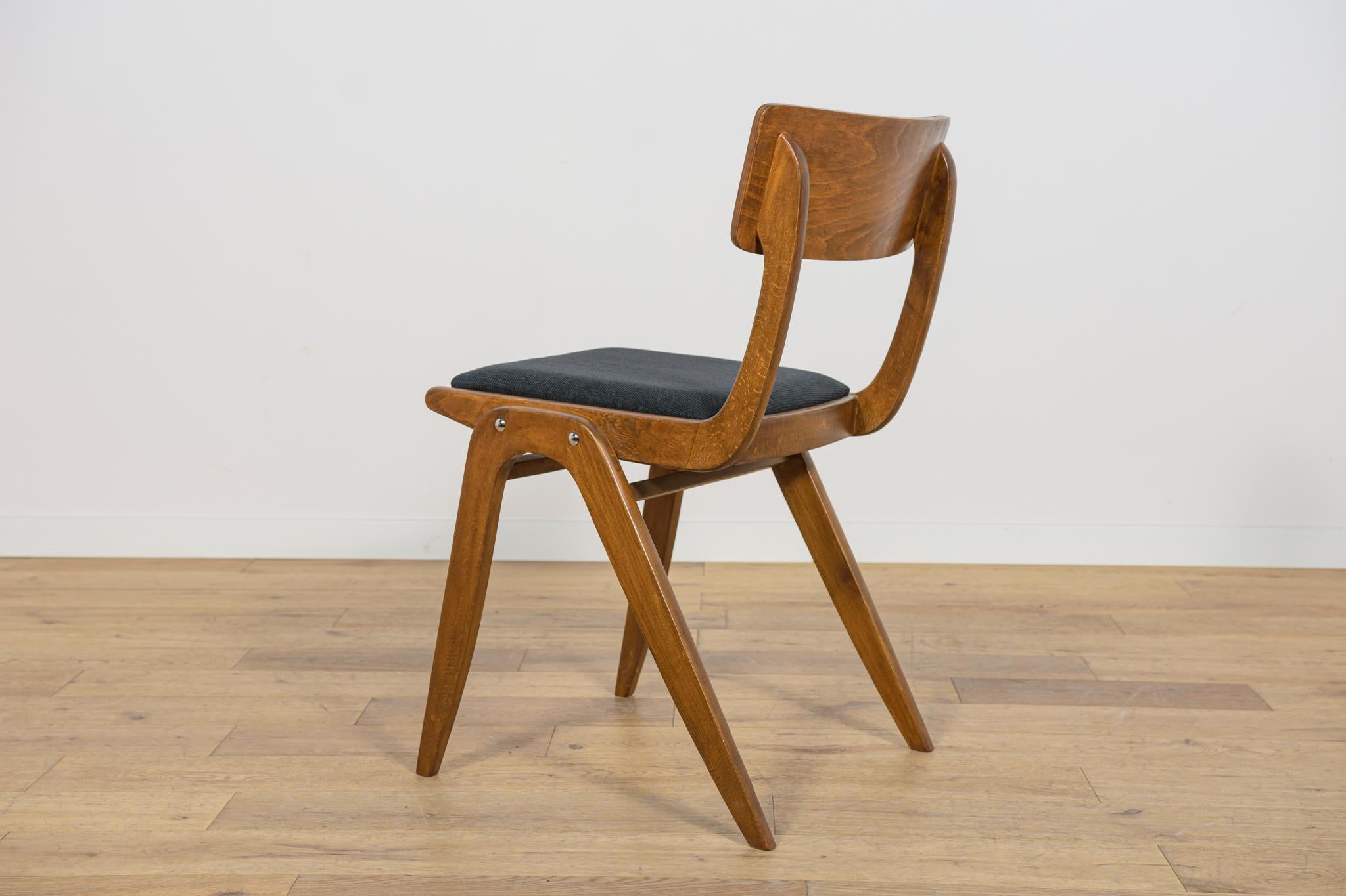 Chaises de salle à manger Boomerang de Gościcńskie Furniture Fabryki, 1960, ensemble de 6 en vente 3