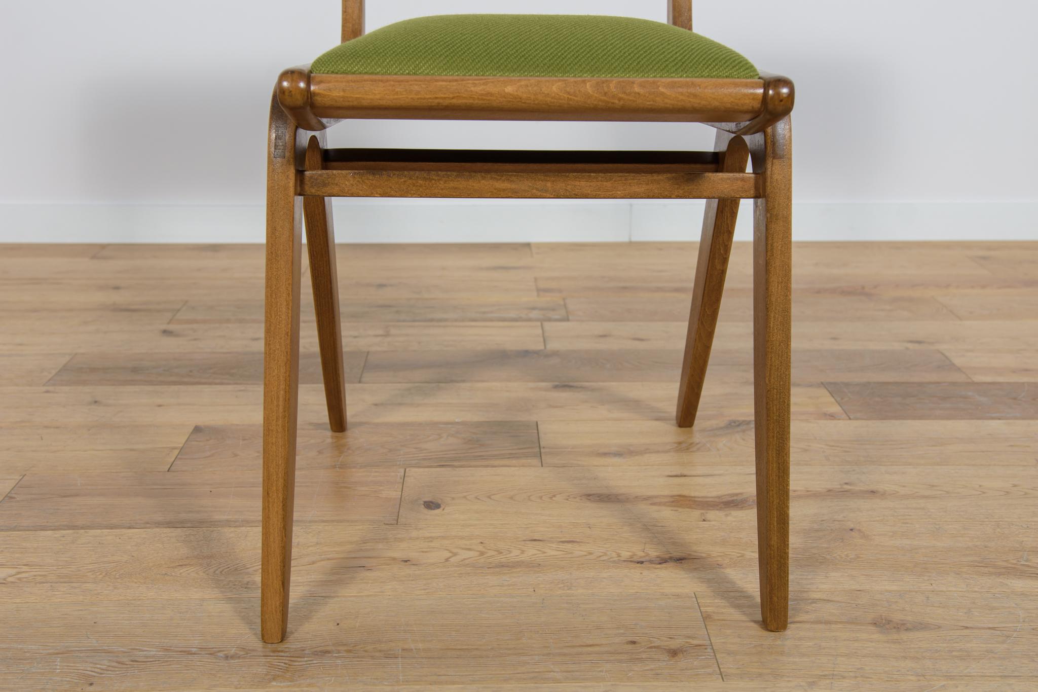 Chaises de salle à manger Boomerang Typ 229xB de la manufacture de meubles Goscinski, années 1960. en vente 9