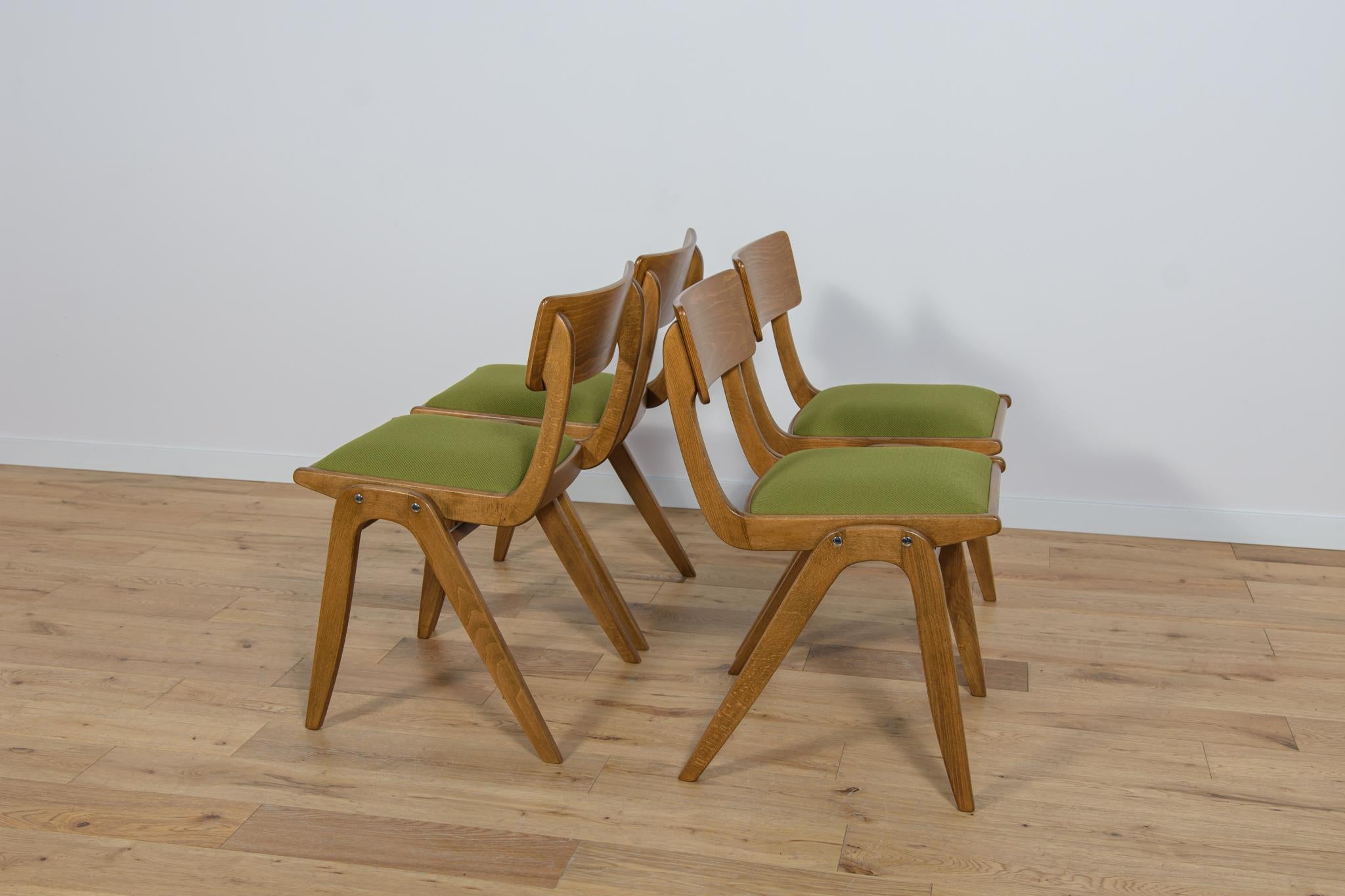 Chaises de salle à manger Boomerang Typ 229xB de la manufacture de meubles Goscinski, années 1960. Excellent état - En vente à GNIEZNO, 30