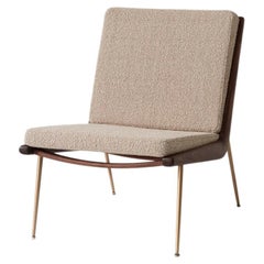 Boomerang HM1 Lounge Chair, Oiled Walnut / Brass / Karakorum 003 for &Tradition