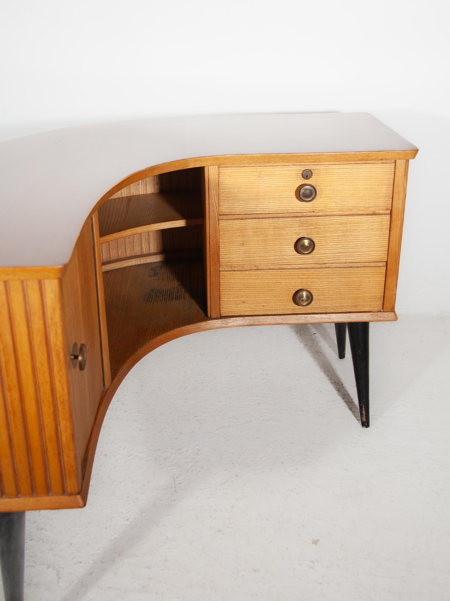 Boomerang Shaped Desk, Shop Counter, 1950s by Alfred Hendrickx For Sale 4