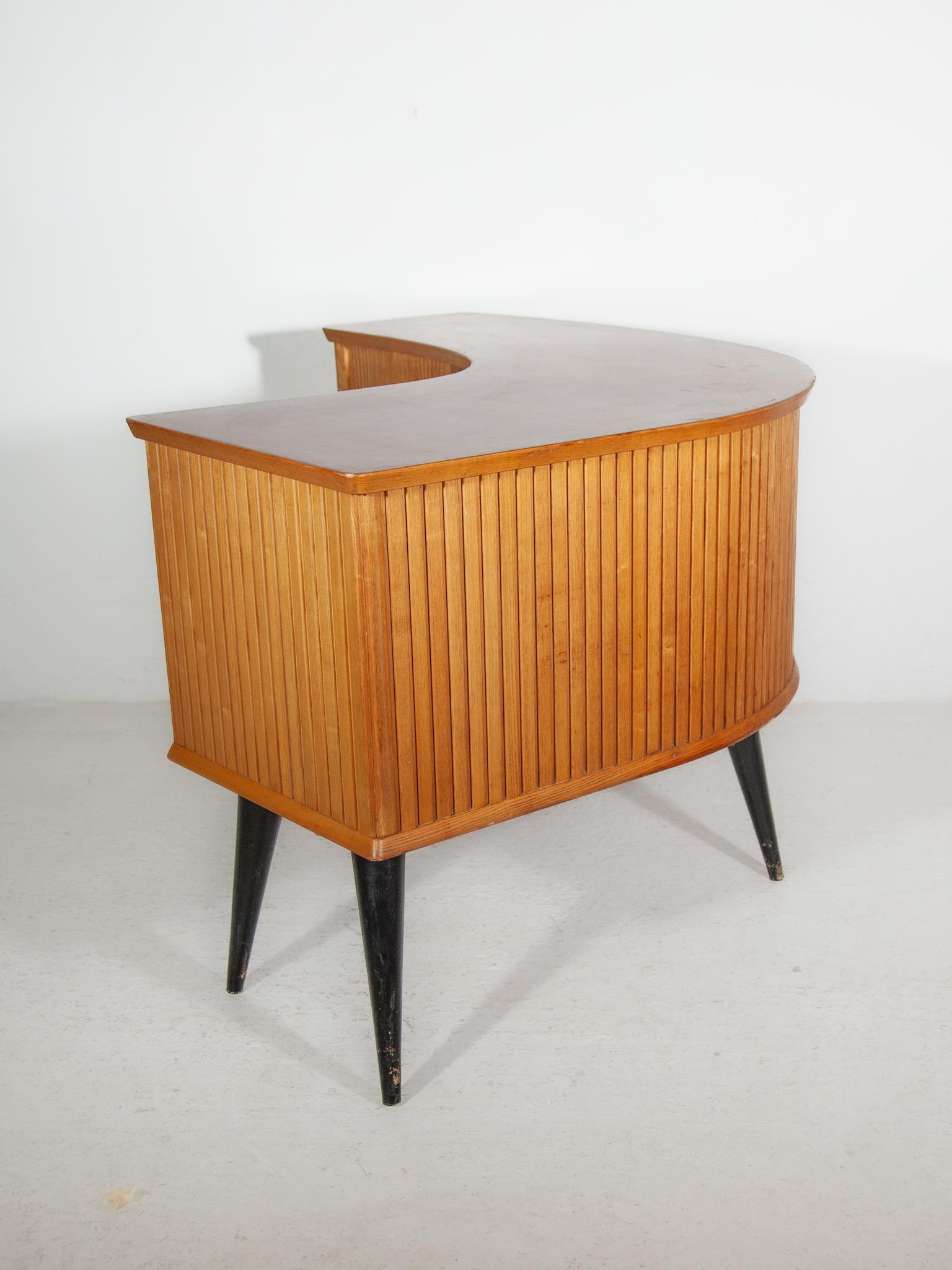 Boomerang Shaped Desk, Shop Counter, 1950s by Alfred Hendrickx For Sale 1
