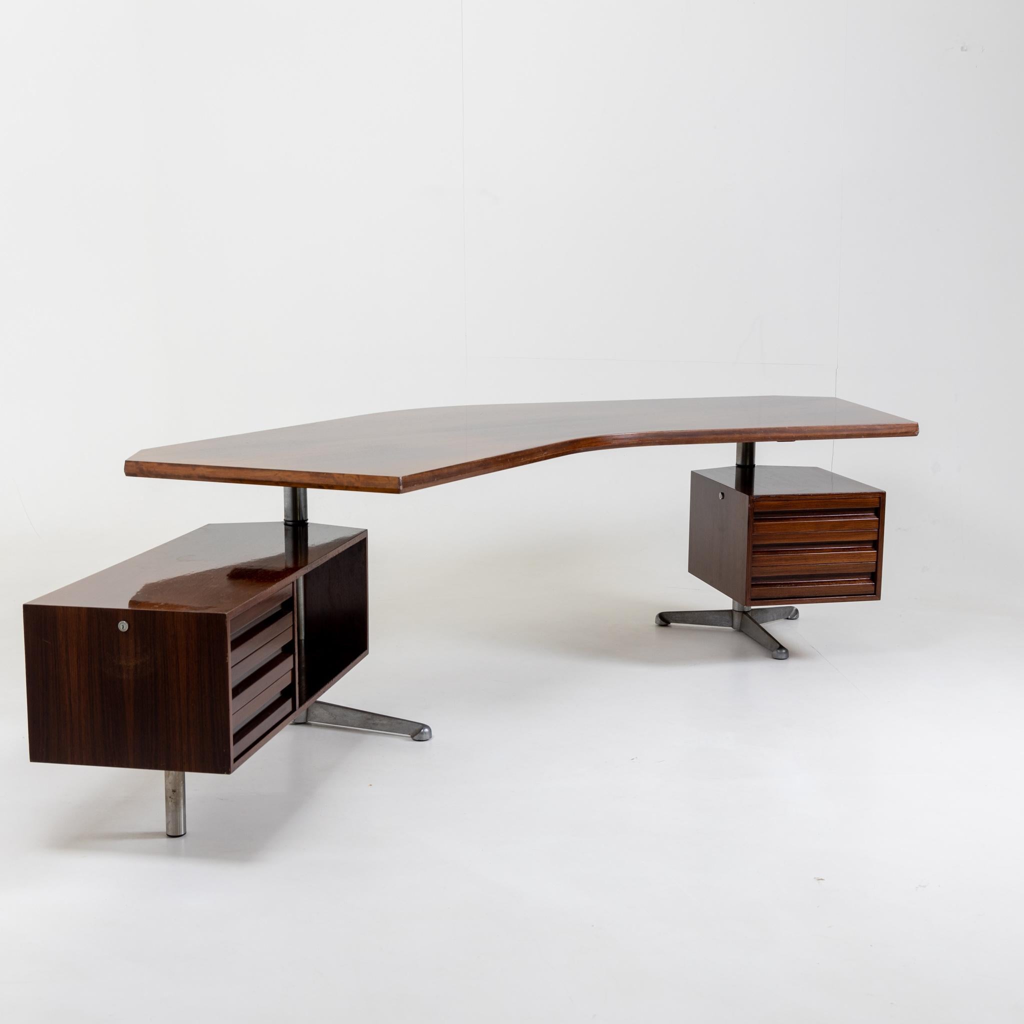 Italian Boomerang T96 Desk by Osvaldo Borsani for Tecno, Italy 1950s