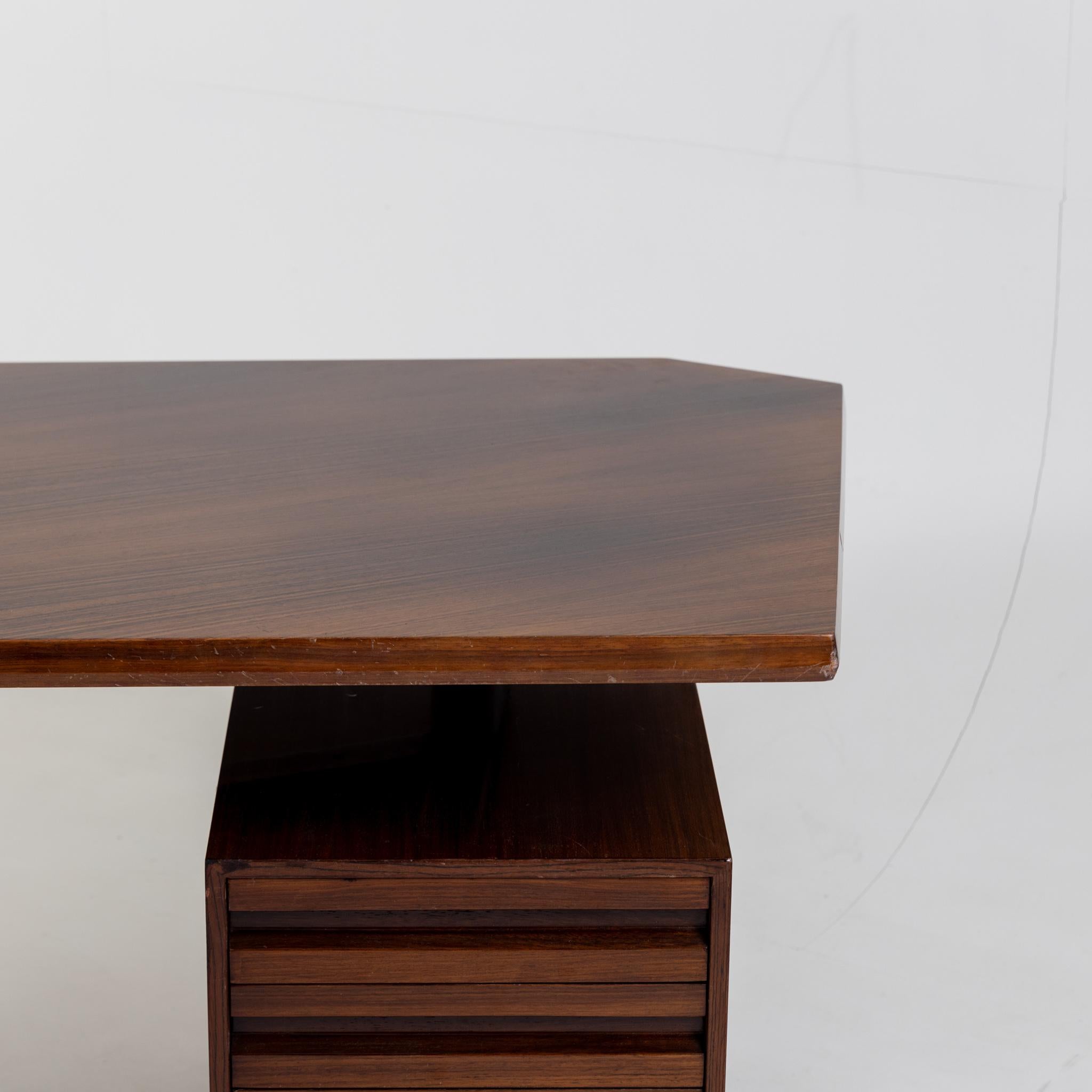 Wood Boomerang T96 Desk by Osvaldo Borsani for Tecno, Italy 1950s
