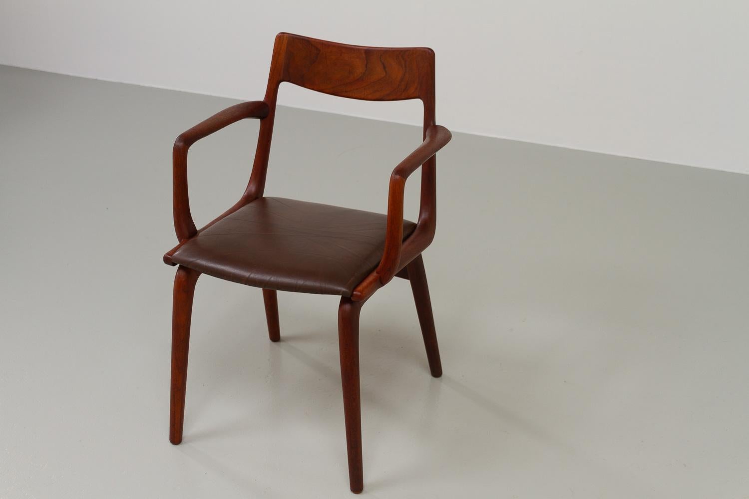 Boomerang Teak Armchair by Alfred Christensen for Slagelse Møbelværk, 1960s For Sale 5