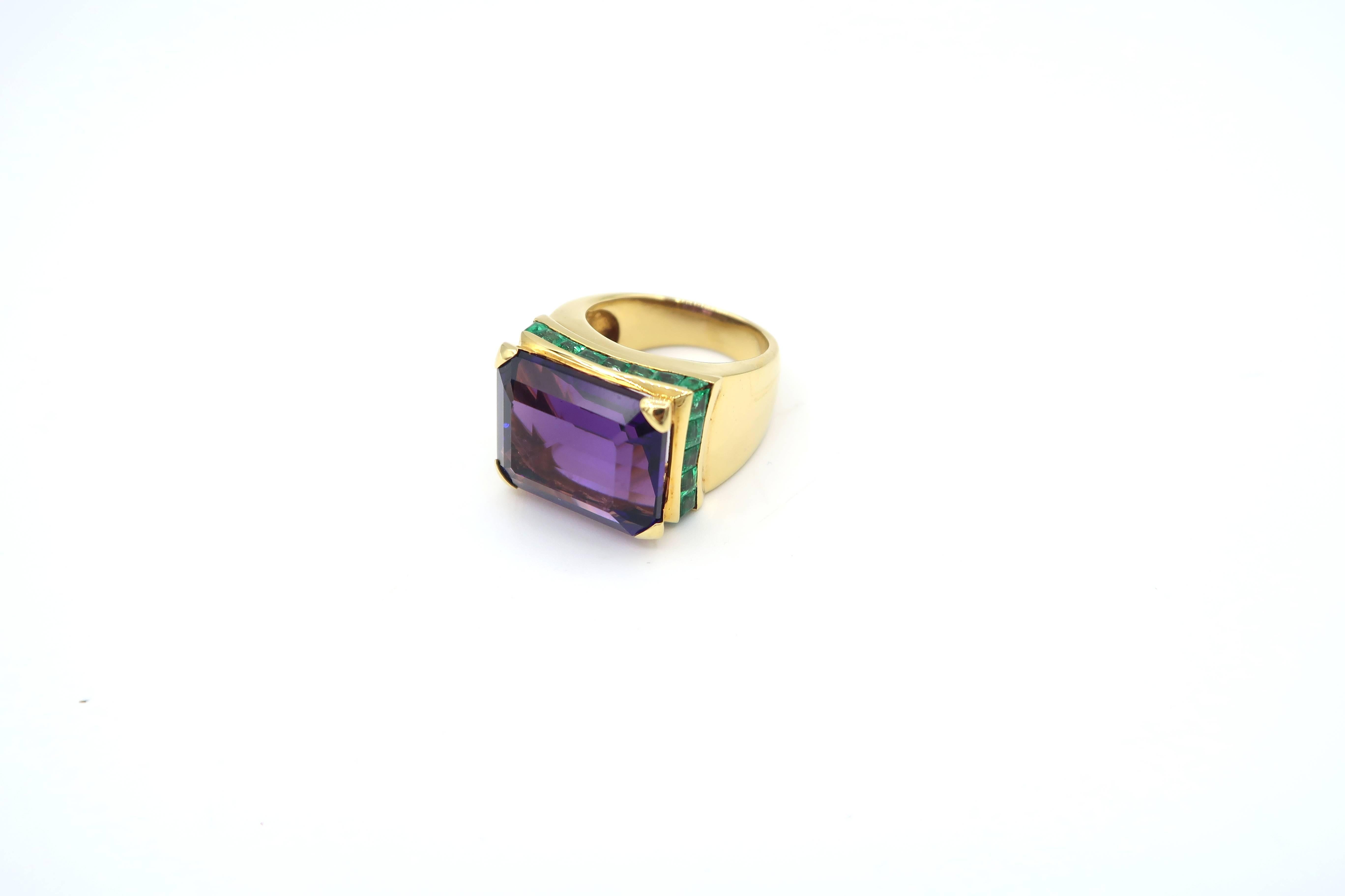 Modern 16.168 Carat Rectangle Amethyst Emerald Gold Ring
