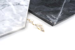 Boon 2 Fingers Graduated Pearl Ring and Diamond Crown 18 Karat Gold