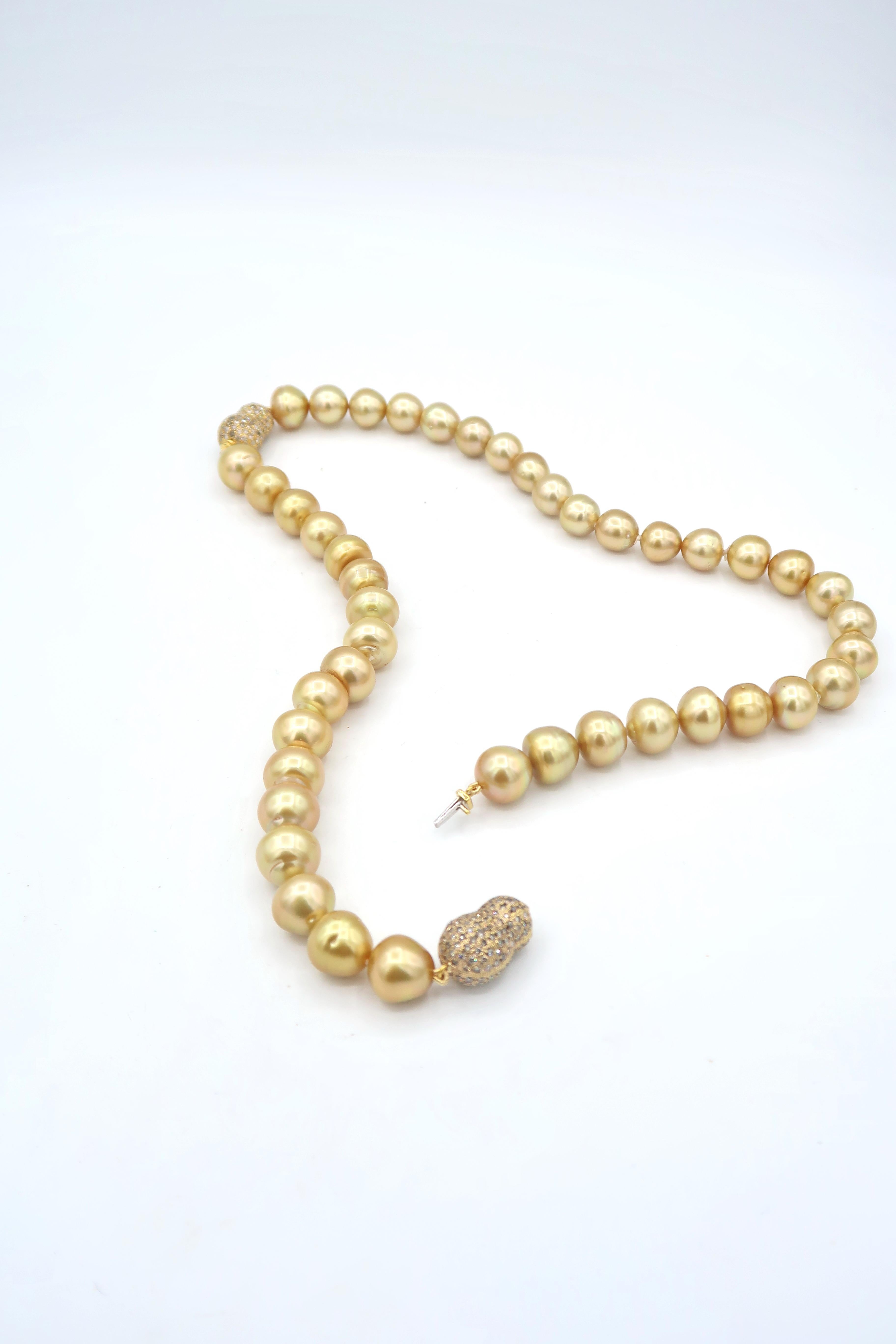 Round Cut Deep Gold South Sea Pearl Necklace and Champagne Diamond Peanut Gold Clasp For Sale