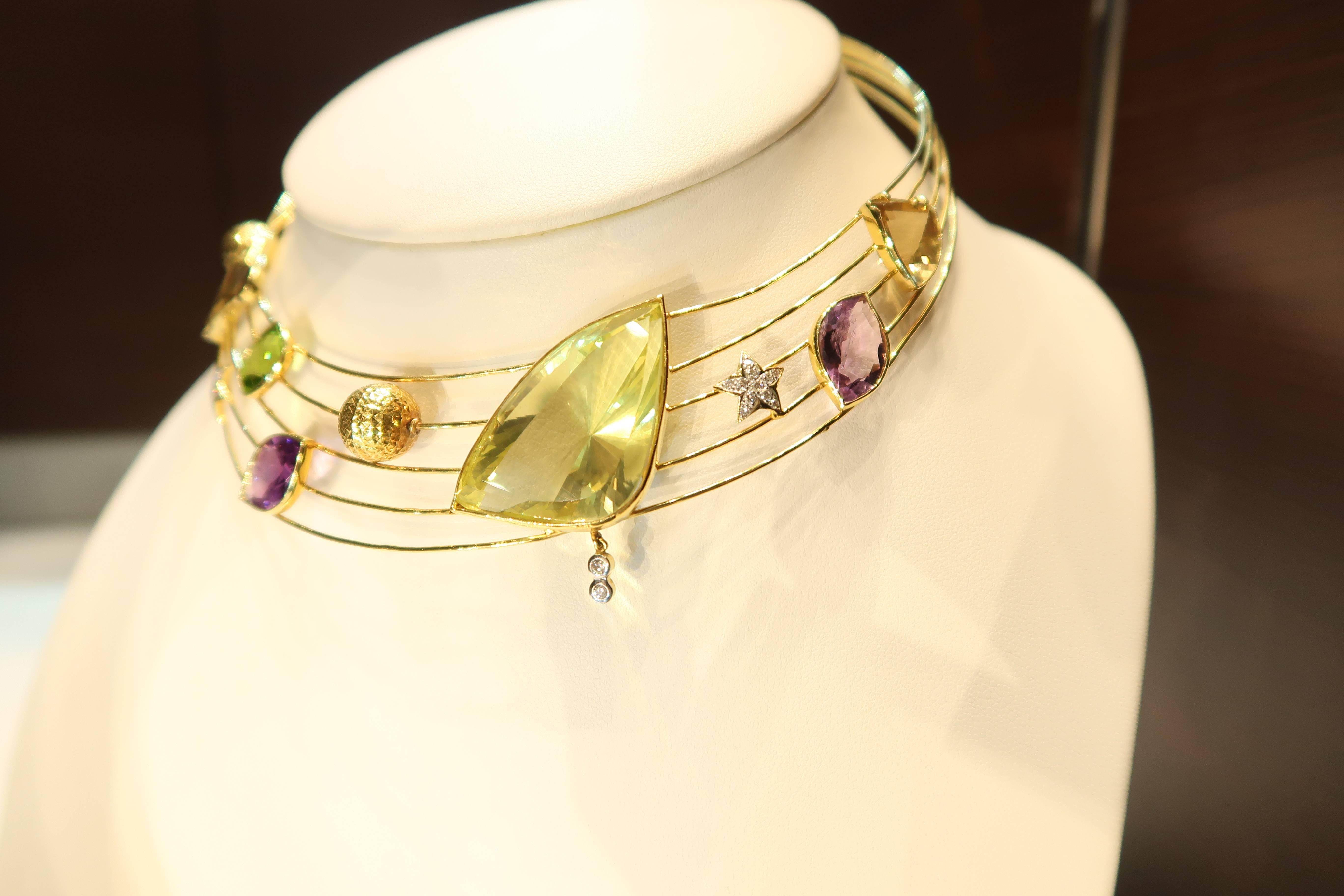 Boon Multi-Gem Statement Bold Modern Color 18K Gold Wire Choker Necklace In New Condition For Sale In Bangkok, TH