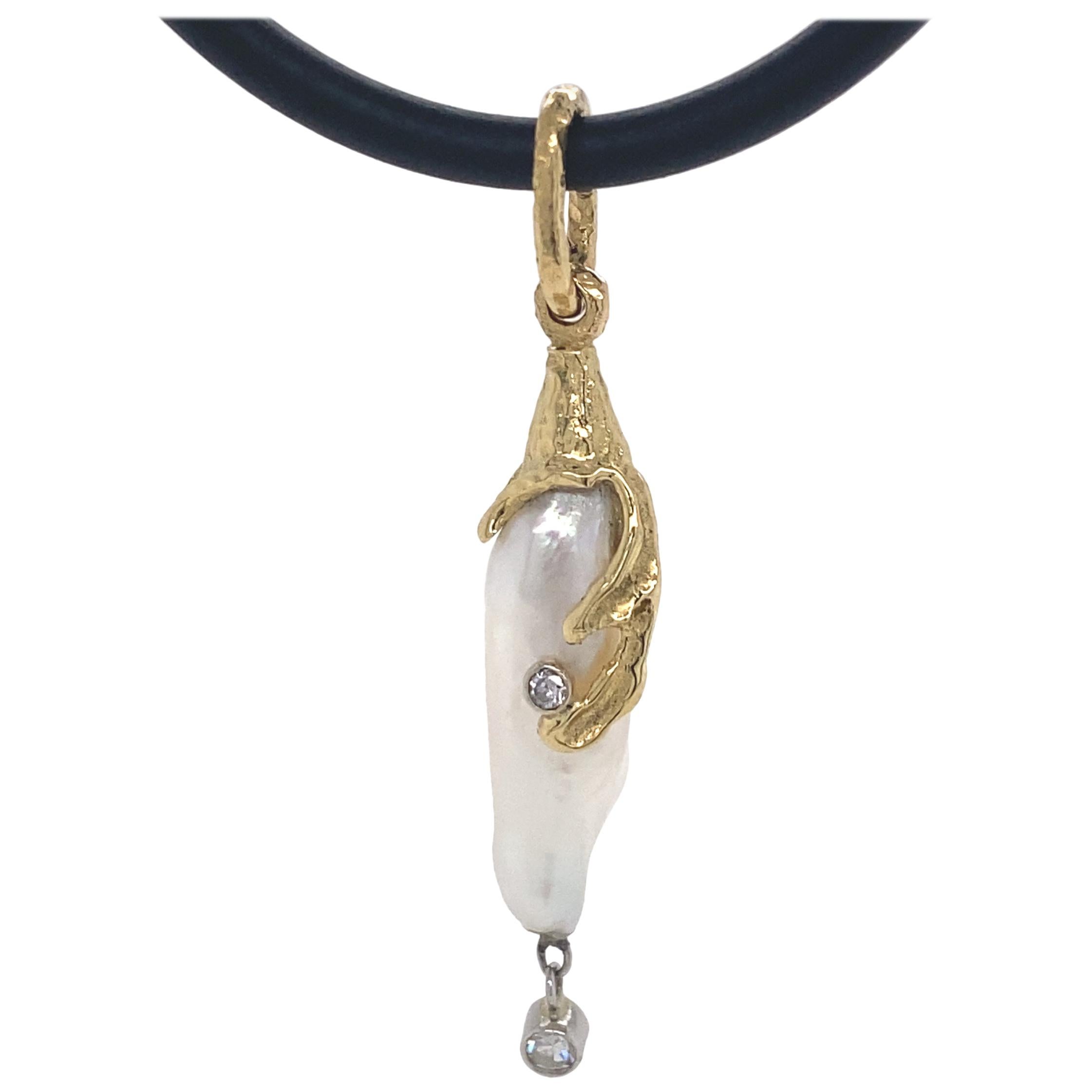 "Boop" Pendant in 18 Karat Gold with Baroque Freshwater Pearl and White Diamonds