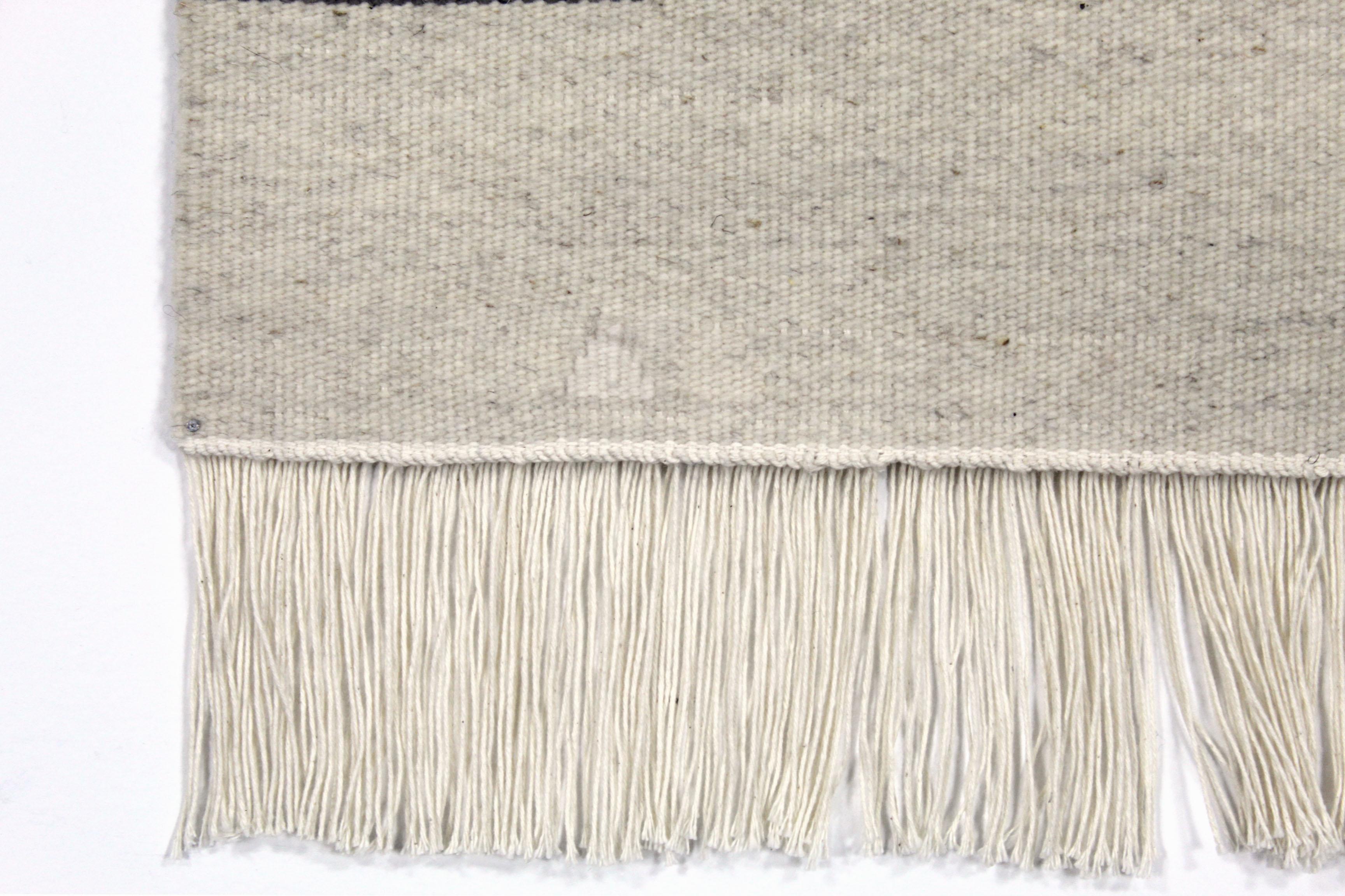 Boos Wandteppich aus Wolle, zeitgenössischer Wandteppich, natürlich gefärbt und handgewebt (Moderne) im Angebot