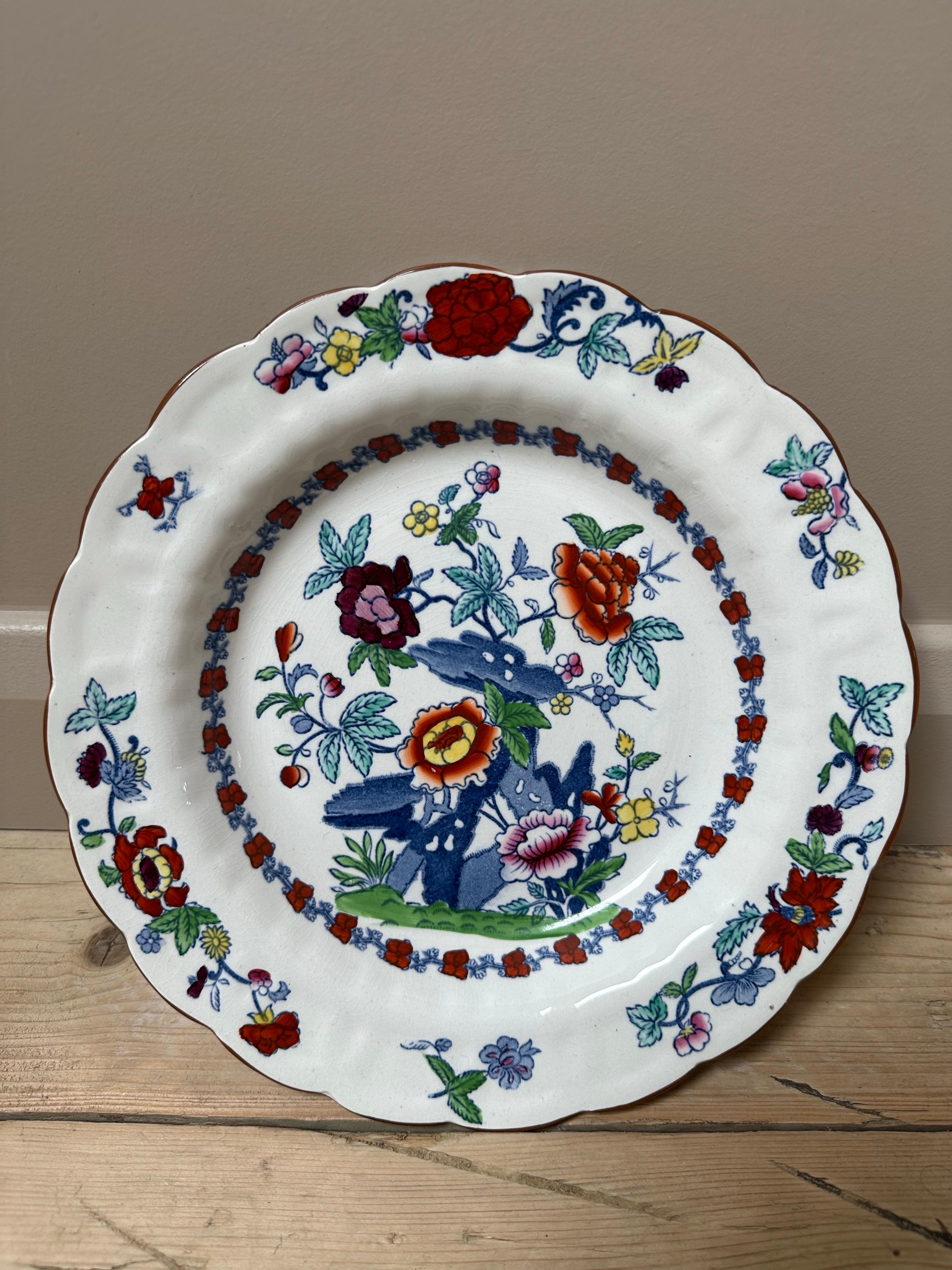 Céramique Booths,  Set de bols et de pichets à motif 'Pompadour', début des années 1900 en vente