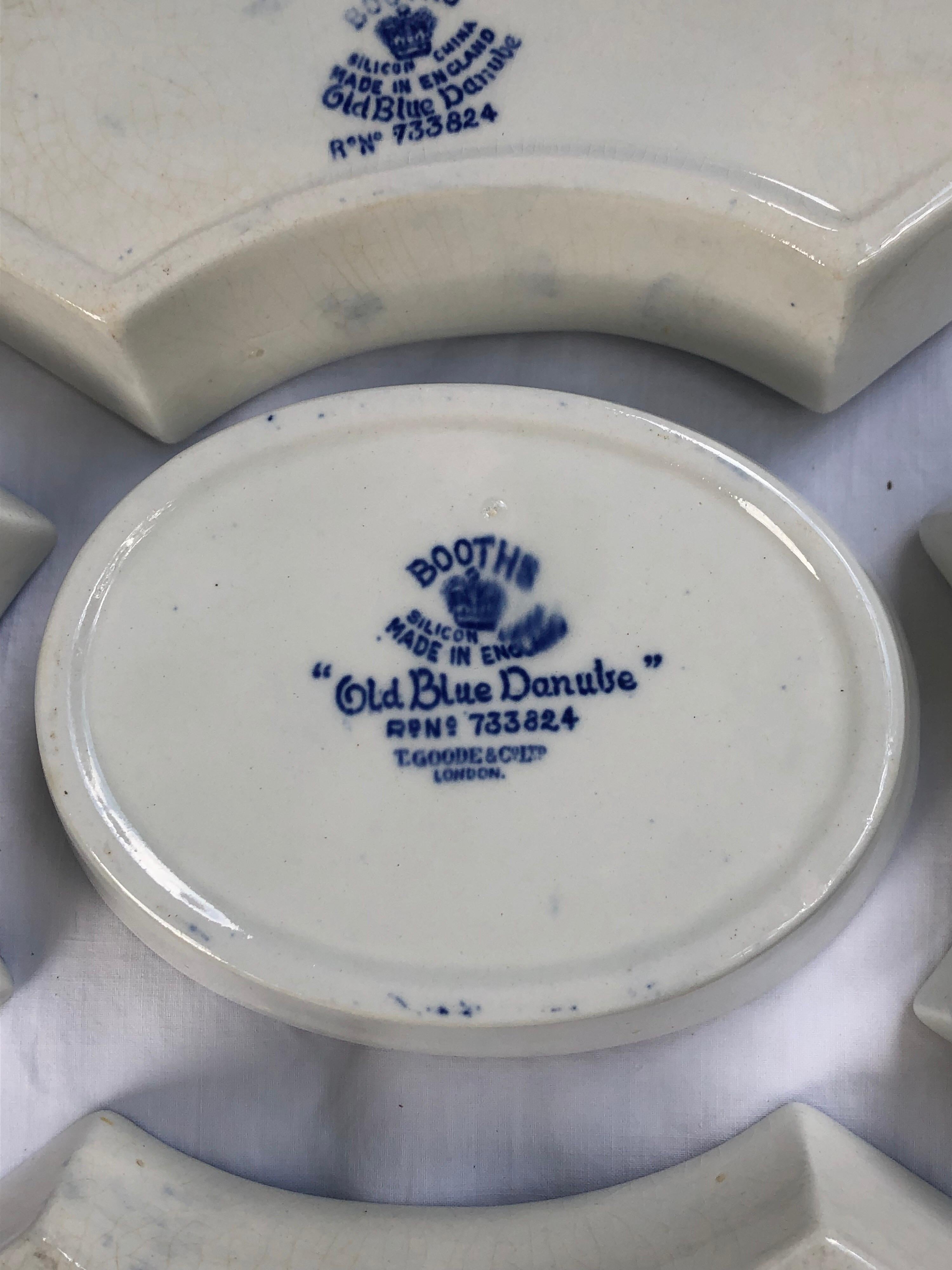 Stained Booths Blue Transfer Printed Porcelain Condiment Dishes in a Fitted Tray For Sale