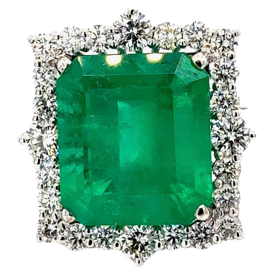 Bora
Co GRS 9.86ct Colombian Emerald
Natural Diamonds
