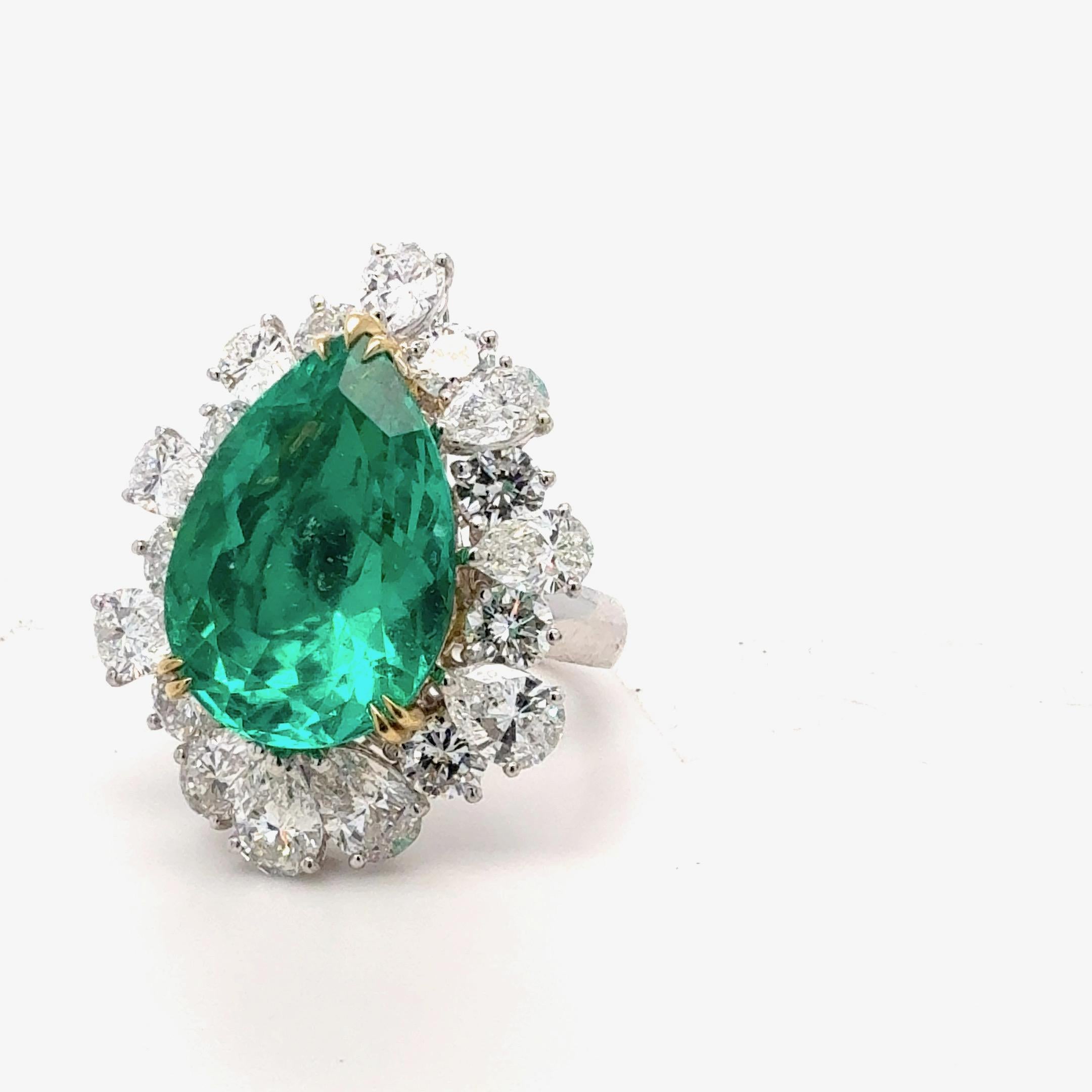 Bora & Co Bague certifiée GRS 10,37ct émeraude colombienne et diamant naturel Excellent état - En vente à New York, NY