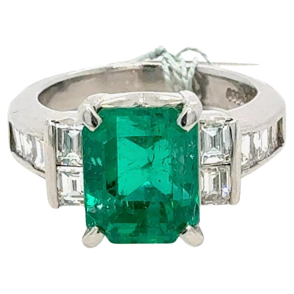 Bora
Co Bague certifiée GRS 3.60ct émeraude colombienne et diamant