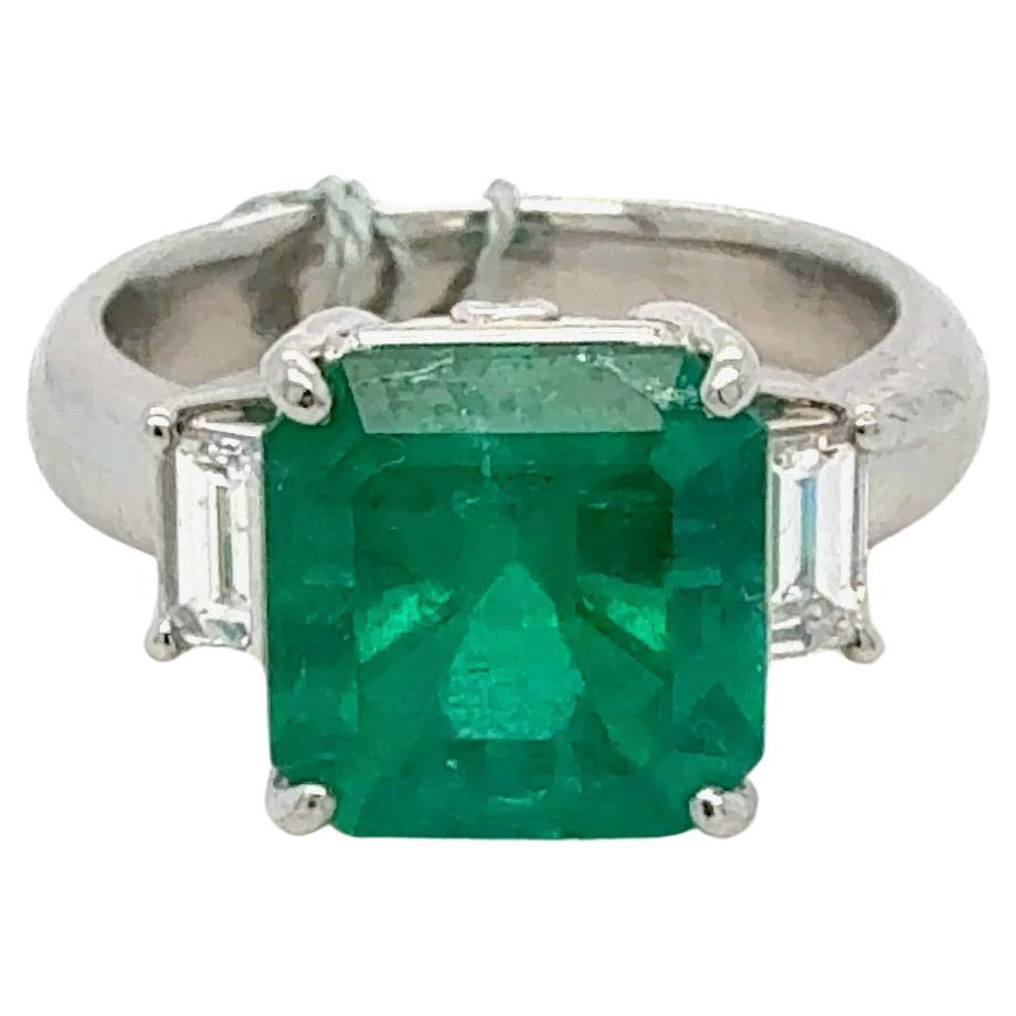 Bora
Co Bague certifiée GRS 4.05ct émeraude colombienne et diamant