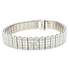 Bora
Co Bracciale Invisible Illusion con diamanti taglio Princess