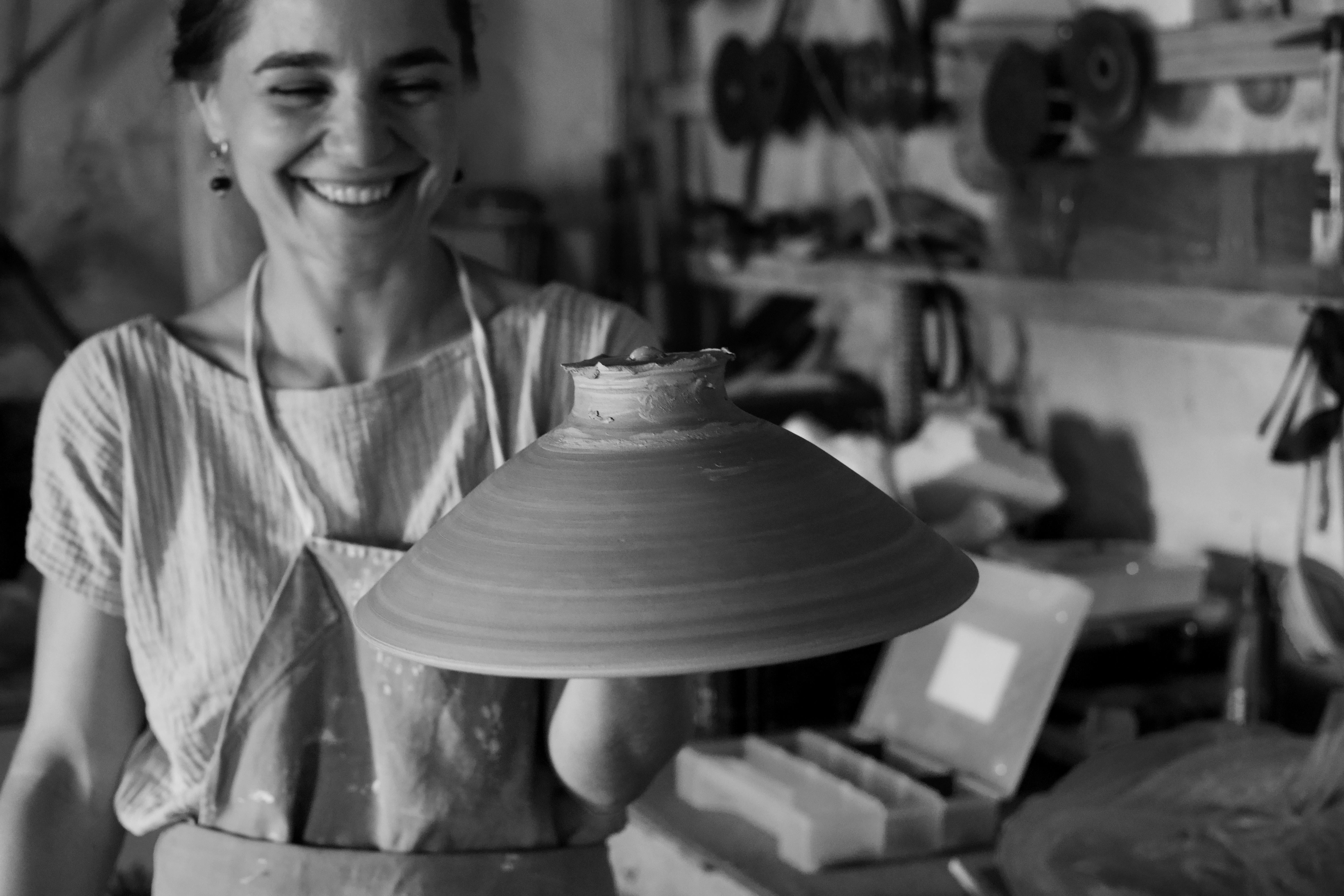 Céramique Ensemble de bols à servir et à ranger Bora par Orsolya Pattantyús Artiste céramiste pour VUUV Work en vente