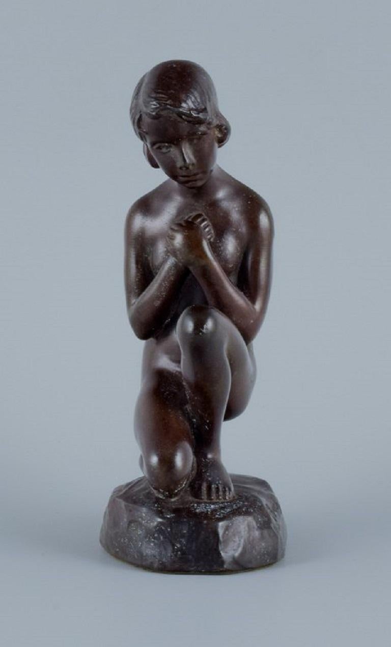 Borch for Just Andersen. Art Deco sculpture of a young nude woman.
In good condition with minor signs of use. Excellent patina.
1940s.
Model number D2017
Marked.
Dimensions: H 17.0 x W 9.0 x D 6.0 cm.