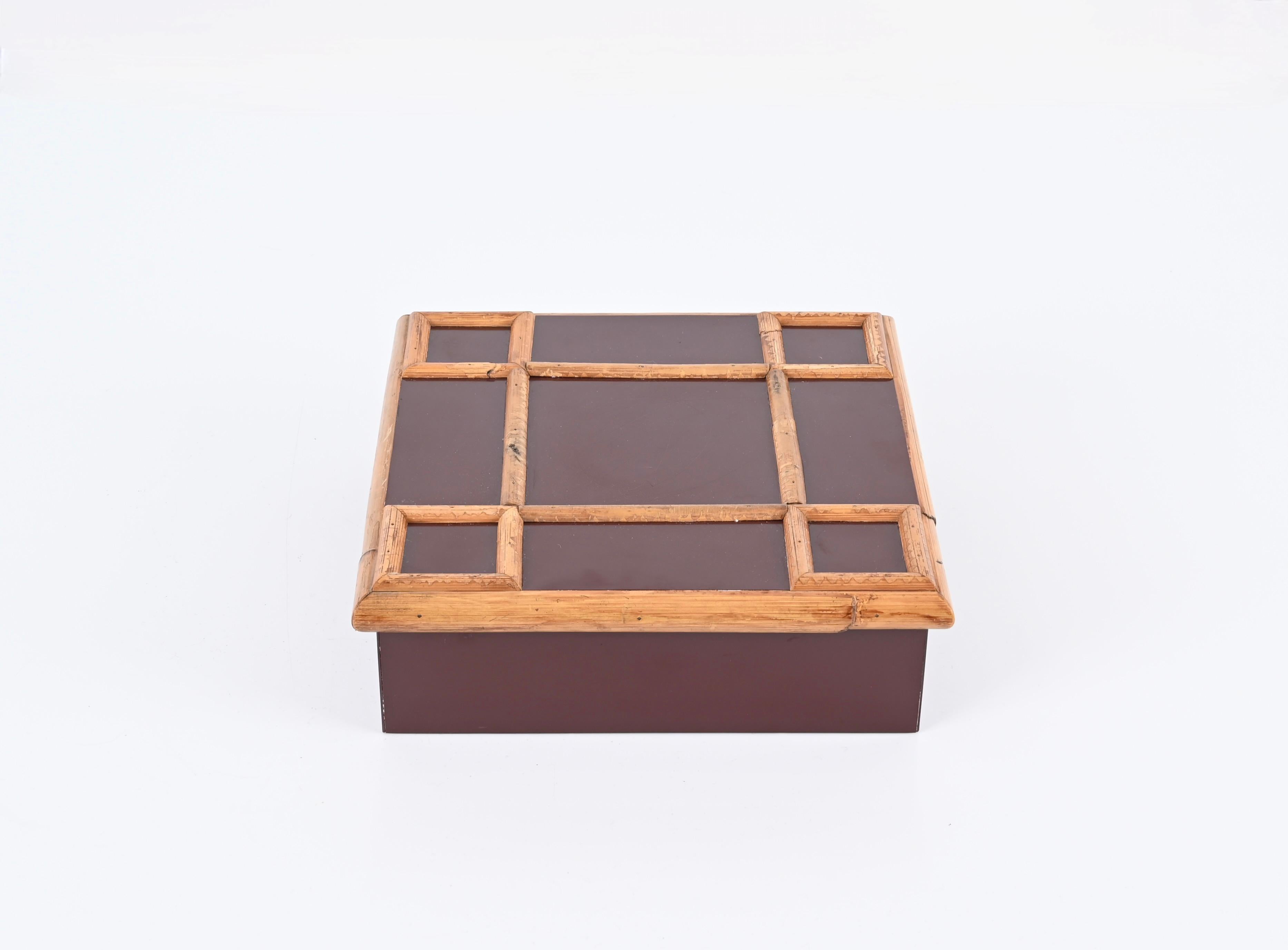 Hand-Crafted Bordeaux Bakelite and Bamboo Square Italian Decorative Box, Tommaso Barbi 1980s For Sale