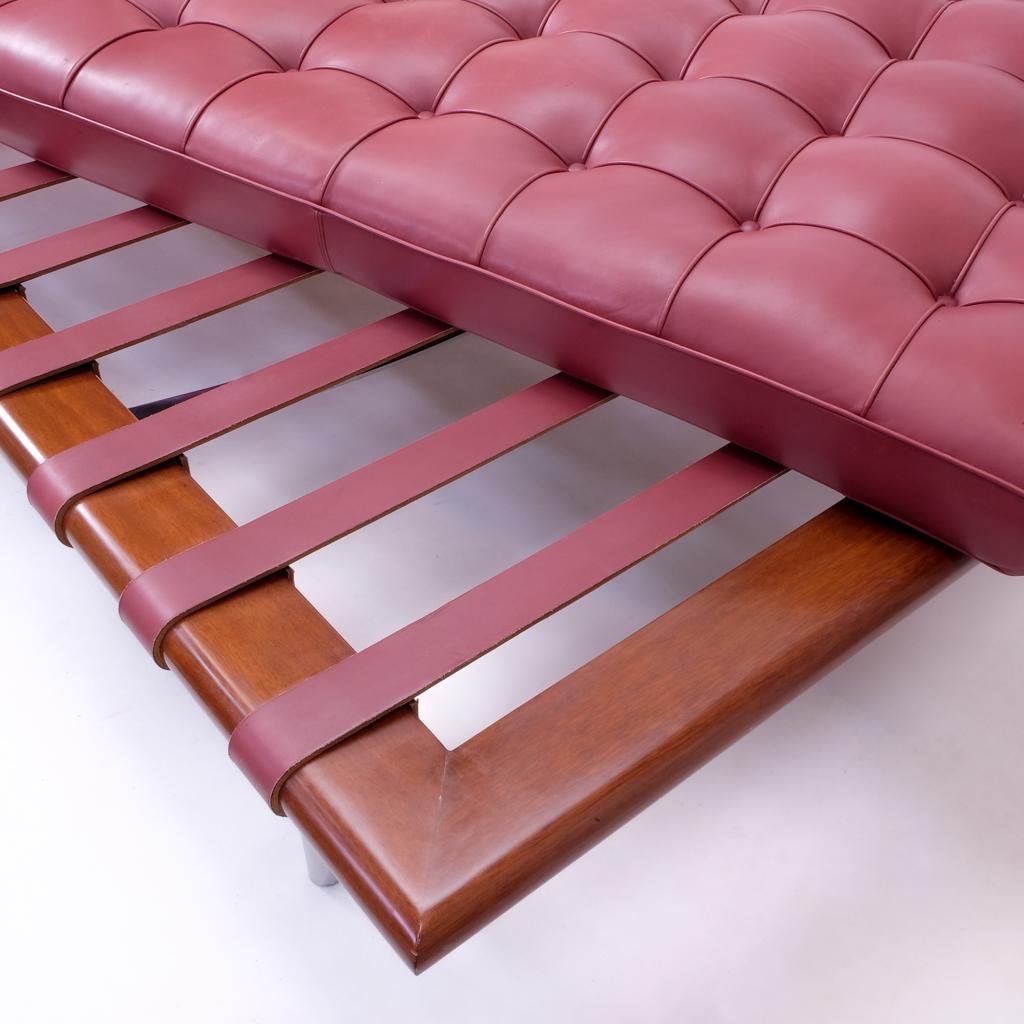 Bordeaux Leather Barcelona Daybed by Mies van der Rohe for Knoll 3