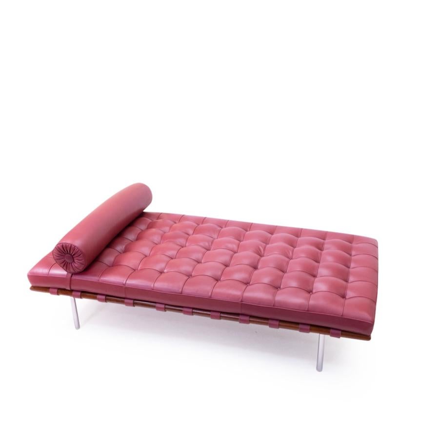 Modern Bordeaux Leather Barcelona Daybed by Mies van der Rohe for Knoll