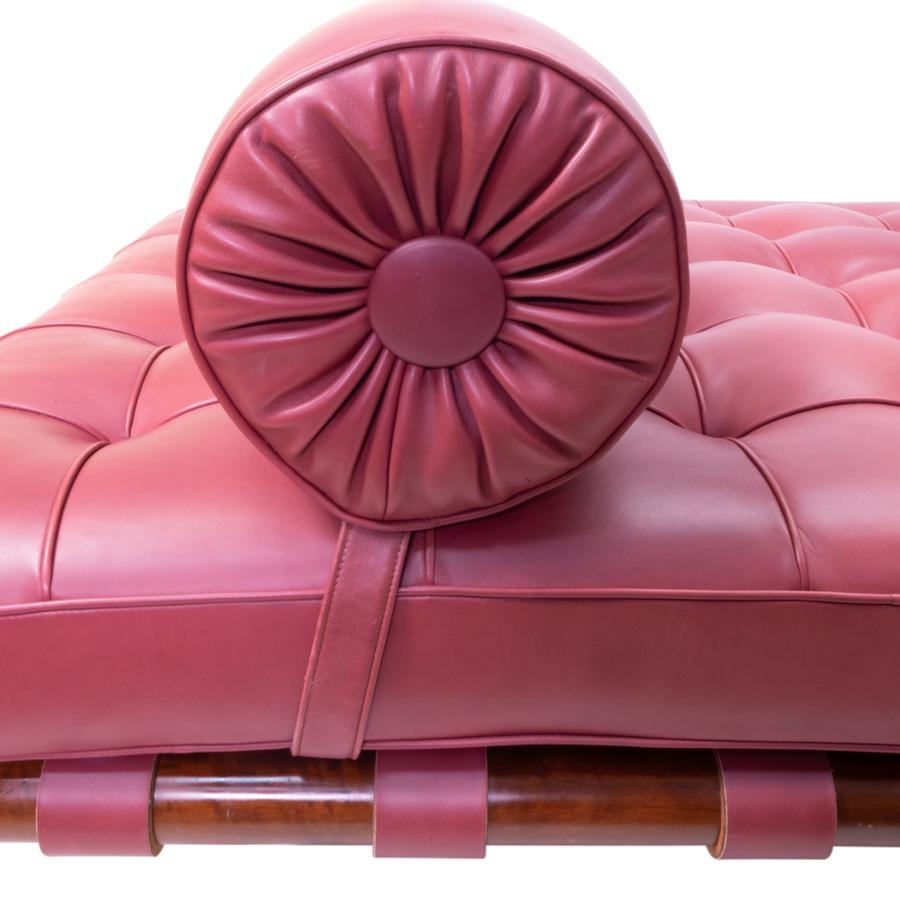 Bordeaux Leather Barcelona Daybed by Mies van der Rohe for Knoll In Good Condition In Renens, CH
