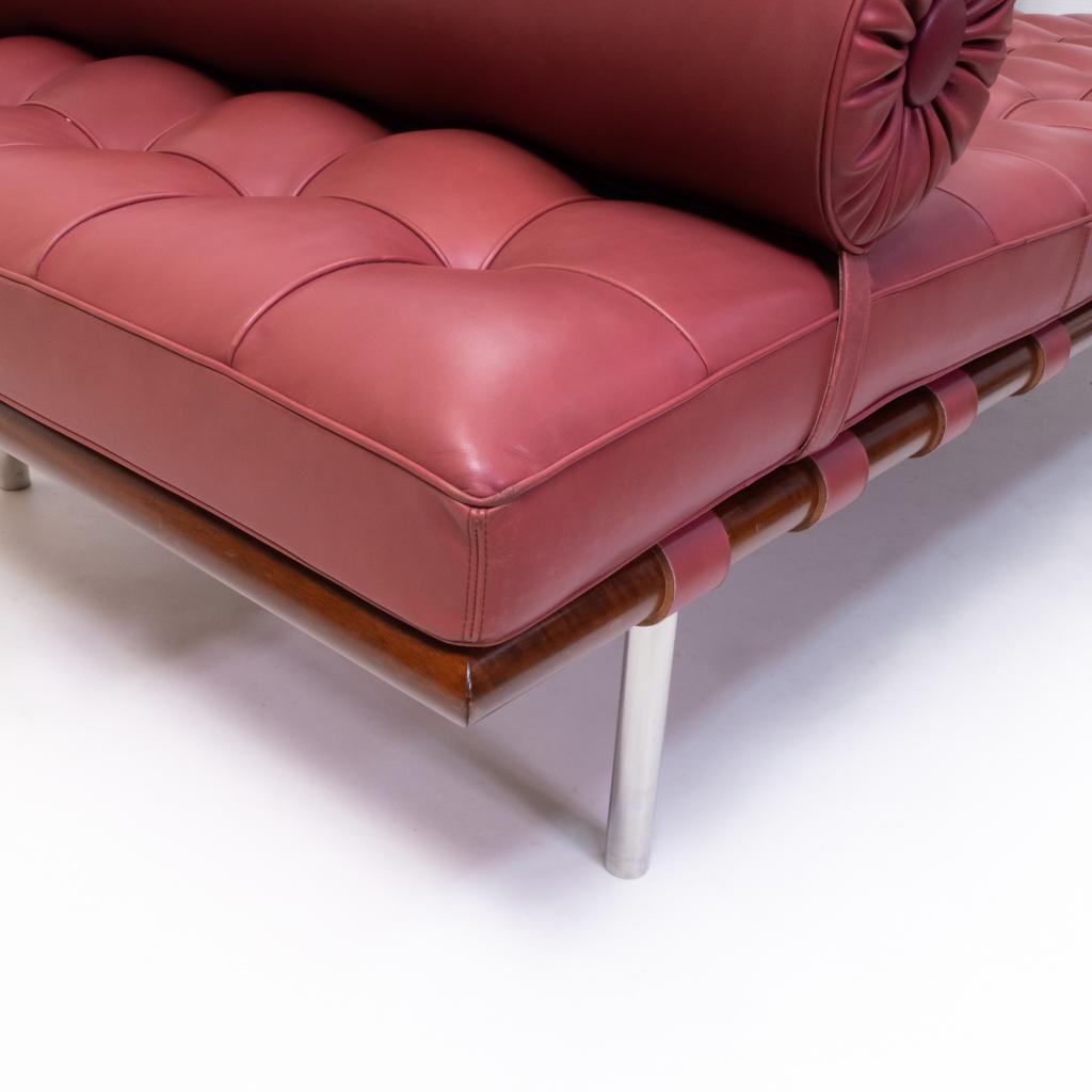 Bordeaux Leather Barcelona Daybed by Mies van der Rohe for Knoll 1